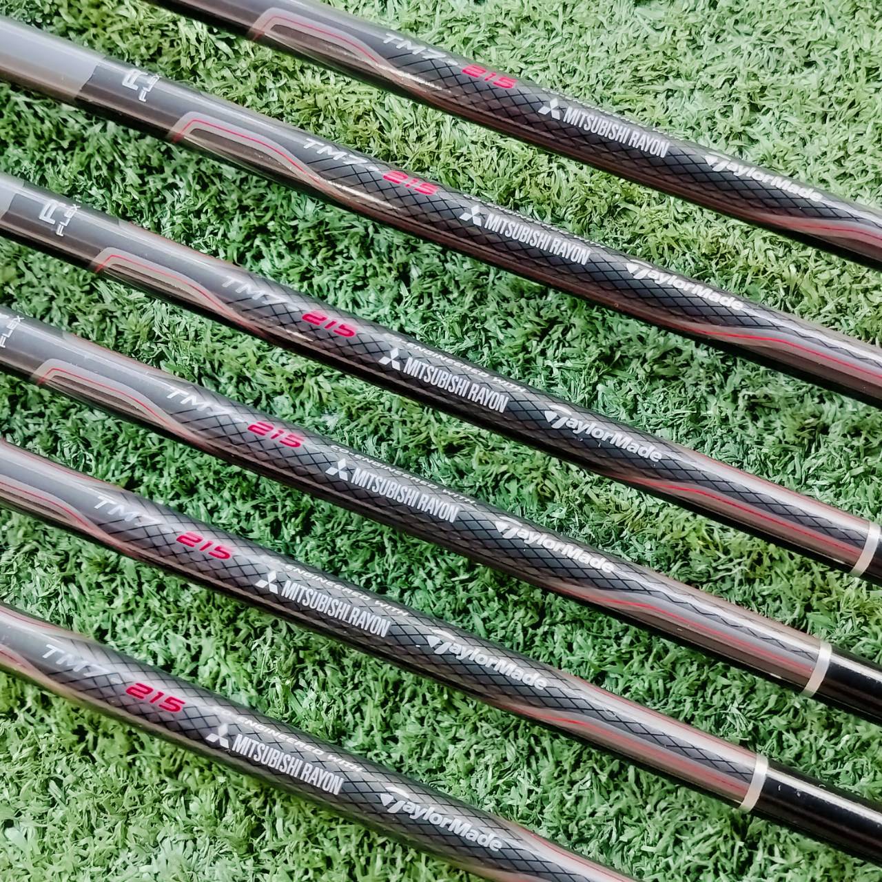 ชุดเหล็ก Taylormade RSi2 Forged สภาพสวยมาก เดิมๆทุกชิ้นเลยค่ะ มีเหล็ก 6 ชิ้น 5-6-7-8-9-PW ก้านกราไฟต์ TM7-215 FLEX R เป็นชุดเหล็กที่ชดเชยความผิดพลาดสูงสุด จากเทคโนโลยีที่ล้ำสมัยของ Taylormade ไม้กอล์ฟพรีเมี่ยมมือสอง ของแท้ By NakaraLuxurious
