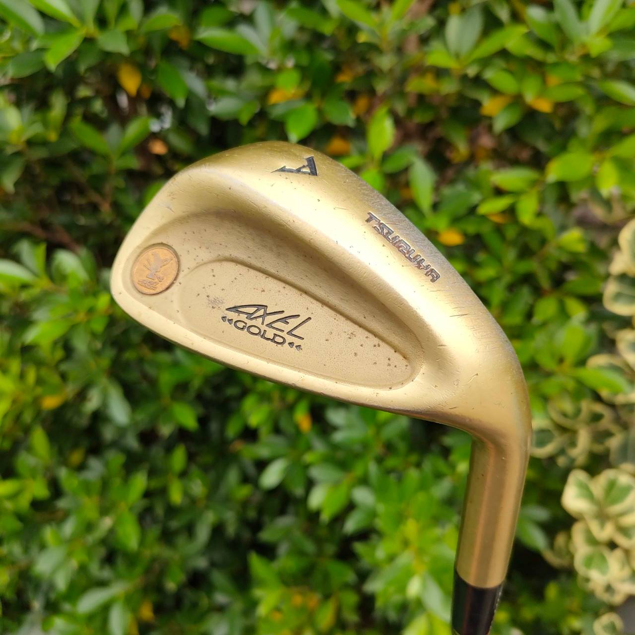 เหล็ก AW TSURUYA AXEL GOLD องศา 52 วัสดุสุดพรีเมี่ยม สีทองทั้งหัว ชิพนุ่ม ชิพง่าย ความรู้สึกพรีเมี่ยม