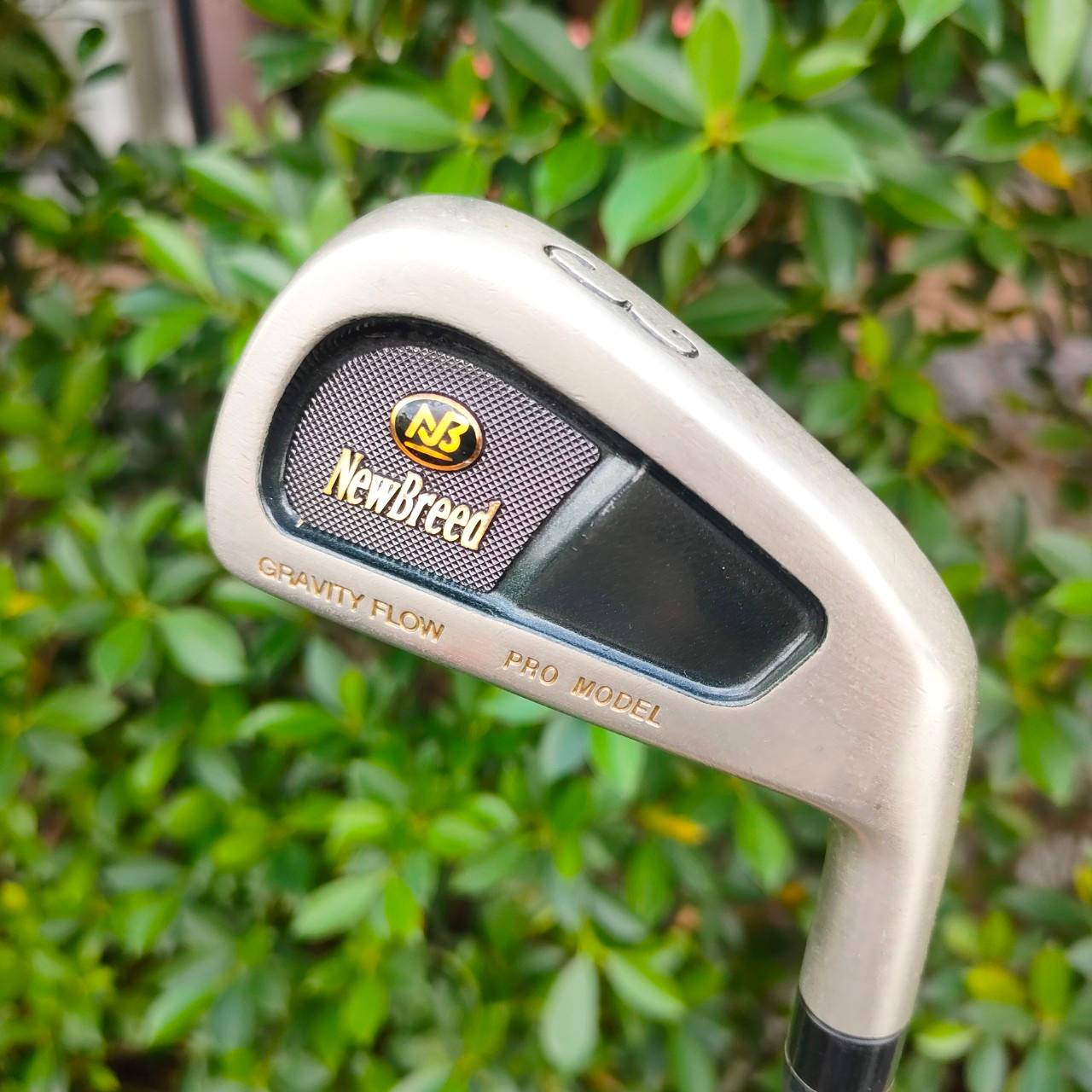 ชุดเหล็ก DUNLOP NEWBREED GRAVITY FLOW PRO MODEL มีเหล็ก 3-9 เเละ PW ก้าน TOYR BLACK FLEX S MADE IN JAPAN