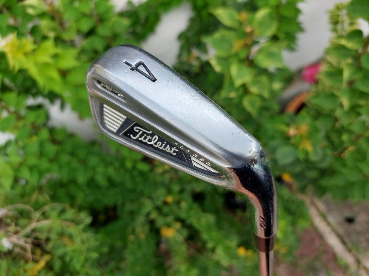 เหล็ก 4 Titleist AP2 710