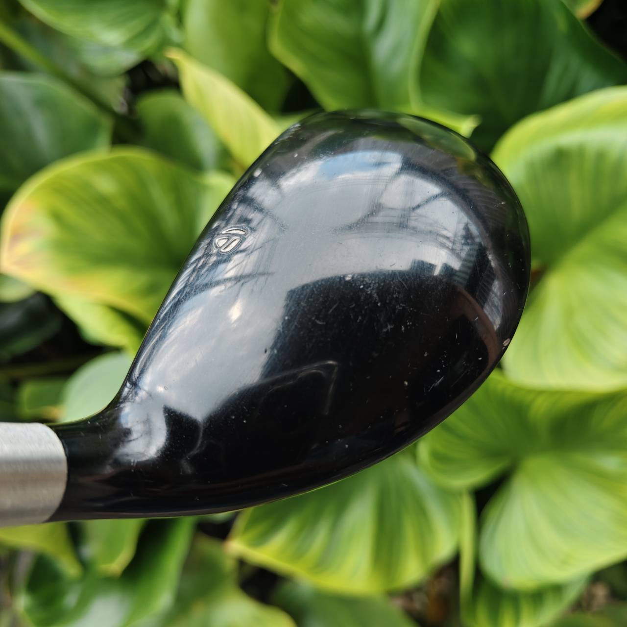 Hybrid 4 | TaylorMade r5 XL Plus Mid ดีไซน์ให้ใช้งานง่ายและเข้าลูกได้รวดเร็ว