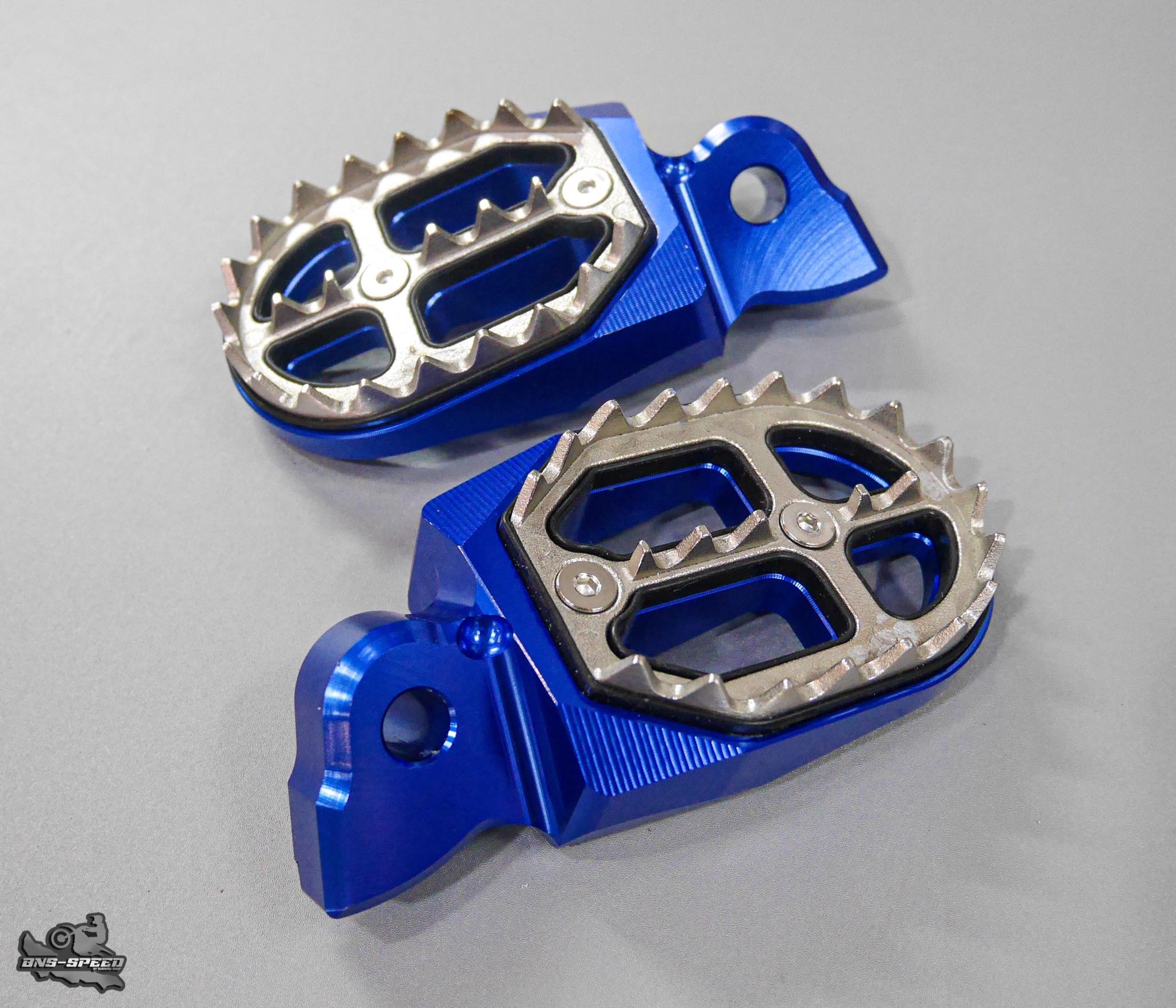 พักเท้าอลูมิเนียม ADV Yz65/Yz85/Yz125/Yz250/Wr250f, T700