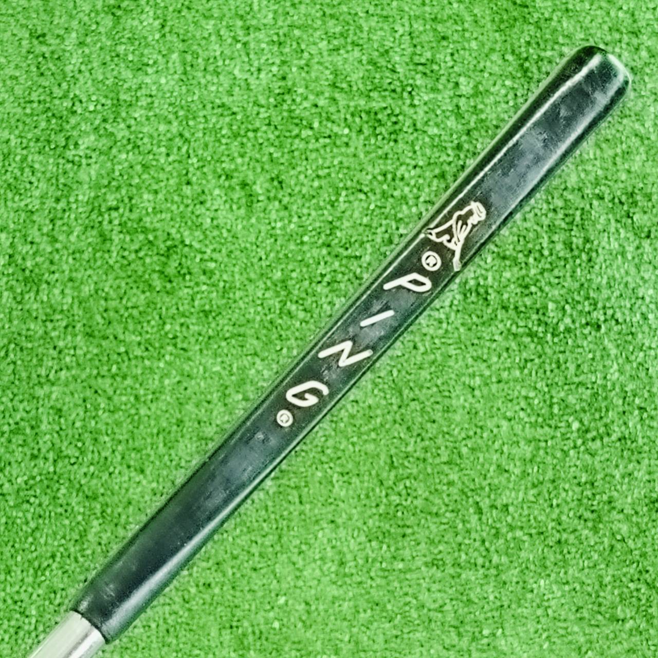 PUTTER PING ANSER 4 ความยาว 35 นิ้ว พัตต์นิ่งมาก ANSER4 เป็นตัวที่สมบูรณ์ที่สุด ในซีรี่นี้และเป็นรุ่นยอดนิยมที่สุดเช่นกัน ไม้กอล์ฟพรีเมี่ยมมือสอง ของแท้ By NakaraLuxurious