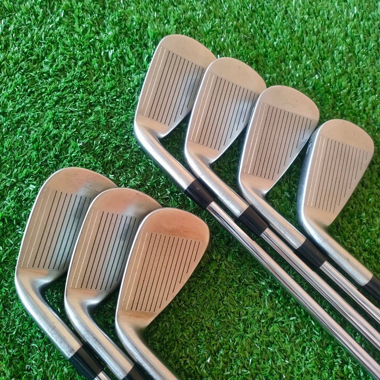 ชุดเหล็ก CALLAWAY X 22 TOUR มีเหล็ก 4-9 เเละ PW ก้าน NSPRO 950 FLEX R ก้านเบาแค่ 95 กรัม รุ่น TOUR สติ๊กเกอร์ที่ก้านครบสวย!!! ไม้กอล์ฟมือสอง ของแท้ BY NakaraLuxurious