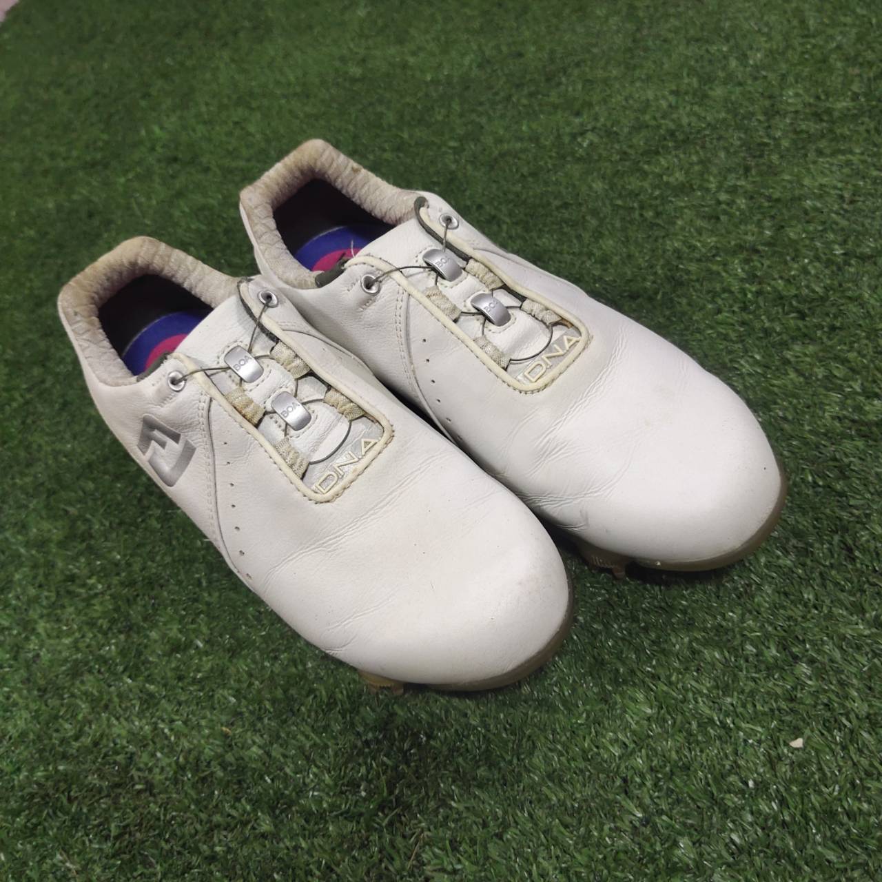 รองเท้ากอล์ฟผู้หญิง FOOTJOY DNA มือสอง สภาพดี พร้อมกล่องเดิมค่ะ