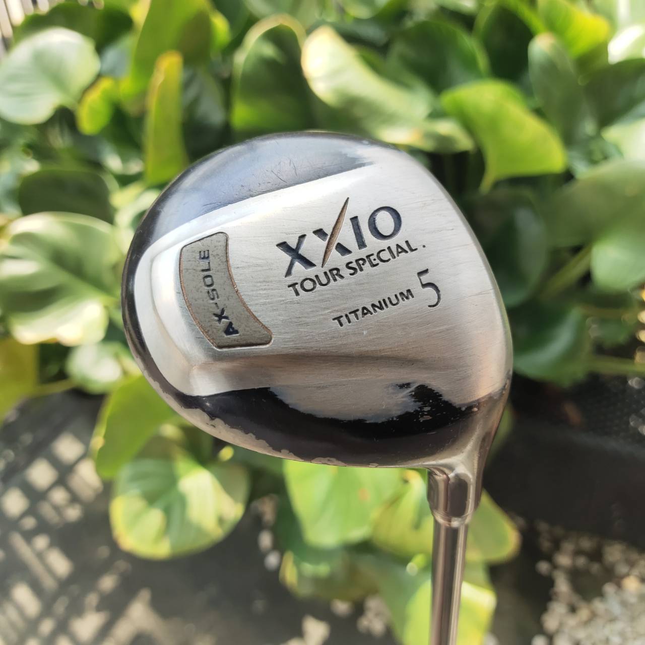 W5 XXIO TOUR SPEACIAL AX-SOLE ช่วยสร้าง CG ที่ดีที่สุด วัสดุ TITANIUM สุดพรีเมี่ยม ญี่ปุ่น