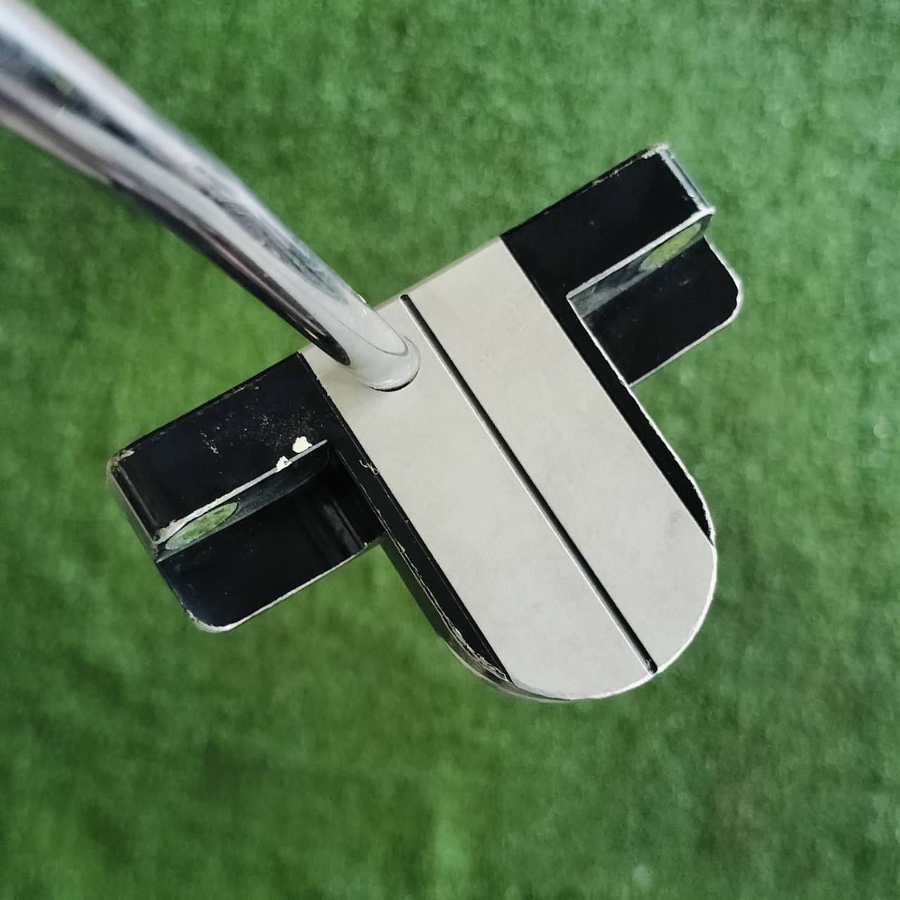 PUTTER VOODOO Never Compromise ความยาว 34 นิ้ว สภาพสวยๆเลยค่ะ รุ่นนี้นิยมมากๆดังสุดๆ ไม้กอล์ฟพรีเมี่ยมมือสอง ของแท้ By NakaraLuxurious
