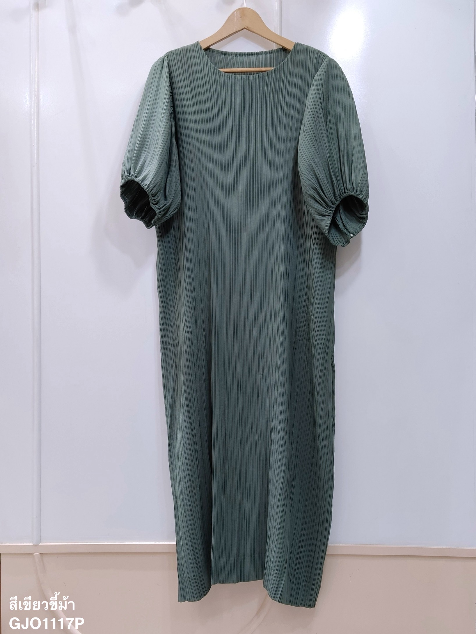 ปรับราคาลง20%!! อกถึง 60 นิ้ว 2MUAY รุ่น GJO1117P เดรสพลีทคุณภาพ BABY DOLL SLEEVE PLEATED DRESS 8 สี FREE SIZE