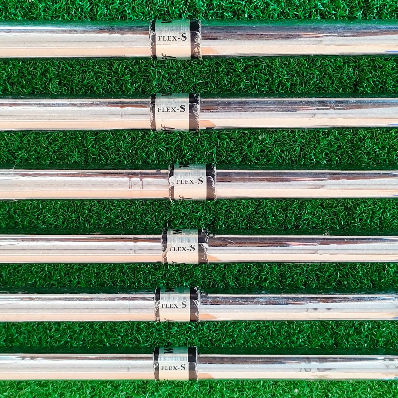 ชุดเหล็ก WILSON STAFF Nc6 มีเหล็ก 5 - 9 เเละ PW ก้าน N.S.PRO 850GH FLEX S ชุดนี้เป็นชุดพรีเมี่ยมของ WILSON เป็นชุดเหล็กหน้าเด้ง ตีไกลกว่าปกติ