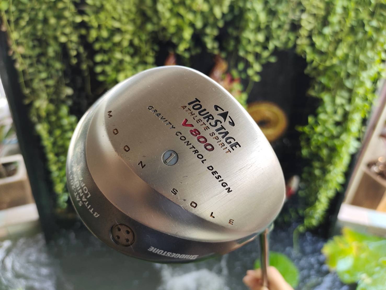 Driver TOURSTAGE V800 MOON SOLE