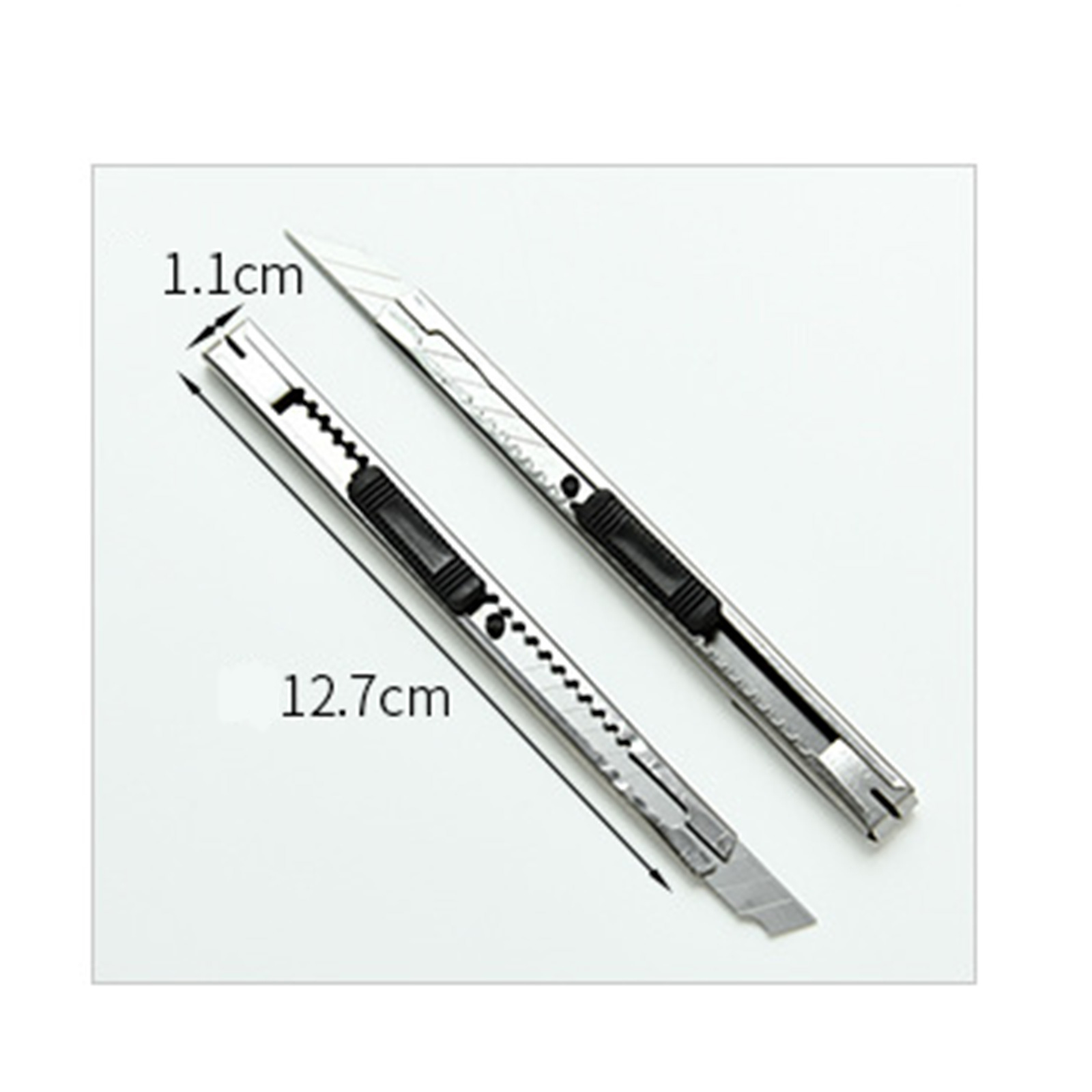 คัตเตอร์ มี 5รุ่น สแตนเลส เล็ก-30องศา / เล็ก-45องศา / อะลูมิเนียม ใหญ่-45องศา / สแตนเลส ใหญ่ ส้มดำ / แมวจิ๋ว