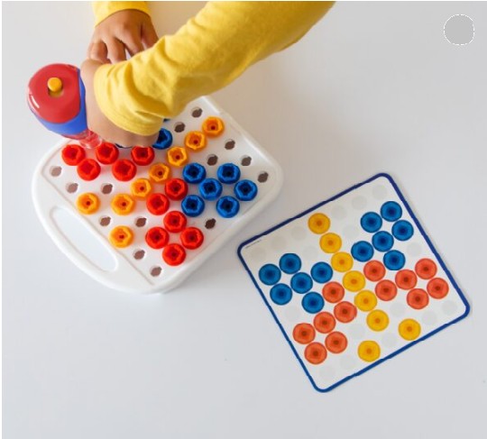 ชุดออกแบบฝึกสร้างลวดลายและรูปทรง ของเล่นเสริมพัฒนาการ, ของเล่นเด็กอนุบาล, สื่อการสอนเด็กอนุบาล วัสดุและสี ปลอดภัยต่อเด็ก มีมาตรฐาน มอก. ตามที่ สพฐ. กำหนด