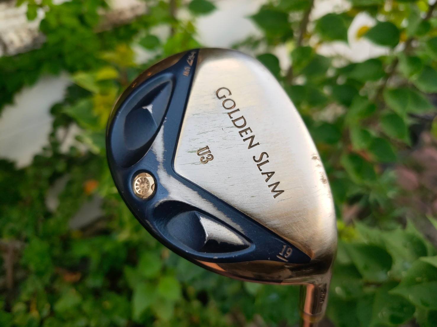 HYBRID GIGA องศา 19 GOLDREN SLAM