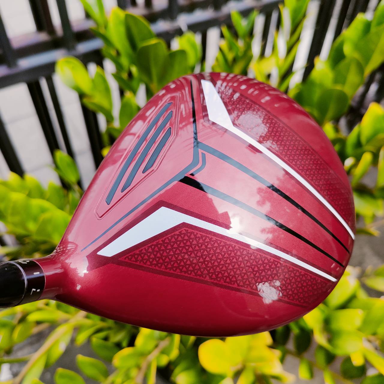 Driver BRIDGESTONE J815 องศา 10.5 ก้าน TOUR AD J15-11W FLEX R หน้าไม้ยิงเลเซอร์ ช่วยลดอาการเฟด หรือไซด์สปินได้ดีมากอย่างเห็นผล ตีได้ตรงมาก และไขปรับได้อีกด้วย มี COVER เดิมตรงรุ่นให้ด้วยค่ะ ไม้กอล์ฟพรีเมี่ยมญี่ปุ่นมือสอง By NakaraLuxurious
