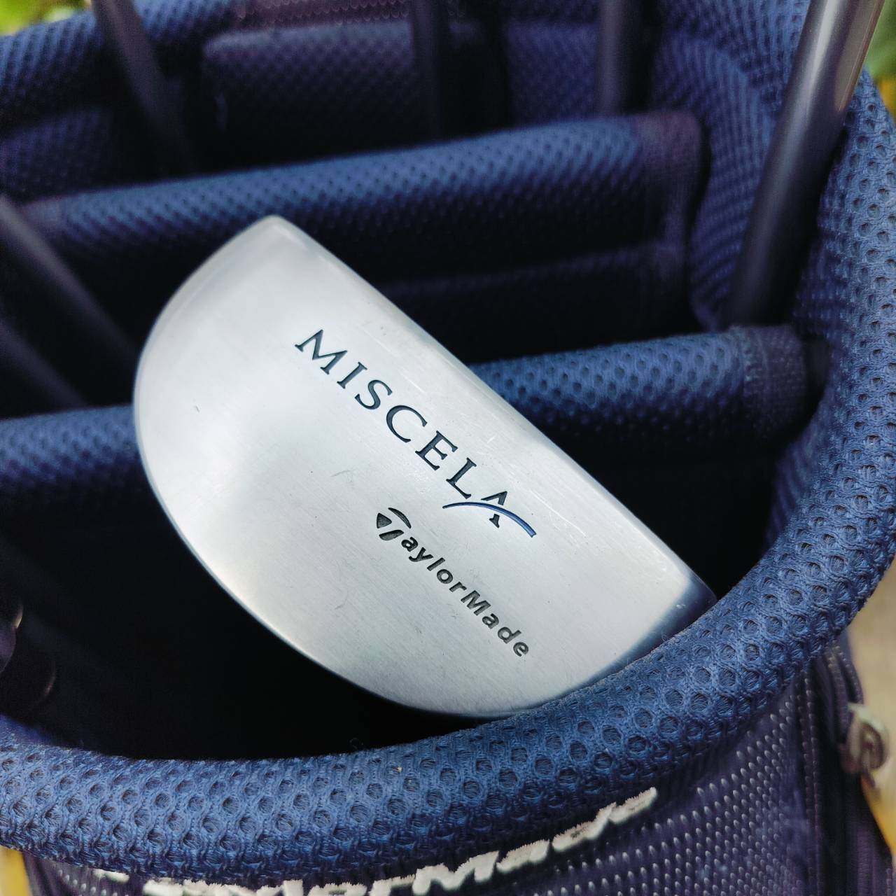 🏌️♀️ไม้กอล์ฟสำหรับผู้หญิง 🏌️♀️ ** ถุงกอล์ฟมีตำหนิ มีรูป** . SET TAYLORMADE MISCELA เป็นก้านเบาพรีเมี่ยมจริงๆ หัวไม้หัวใหญ่ หน้าเด้ง ตีตรง ไม้ช่วยเพิ่มระยะให้อย่างดี ไม้กอล์ฟพรีเมี่ยมมือสอง ของแท้ By NakaraLuxurious
