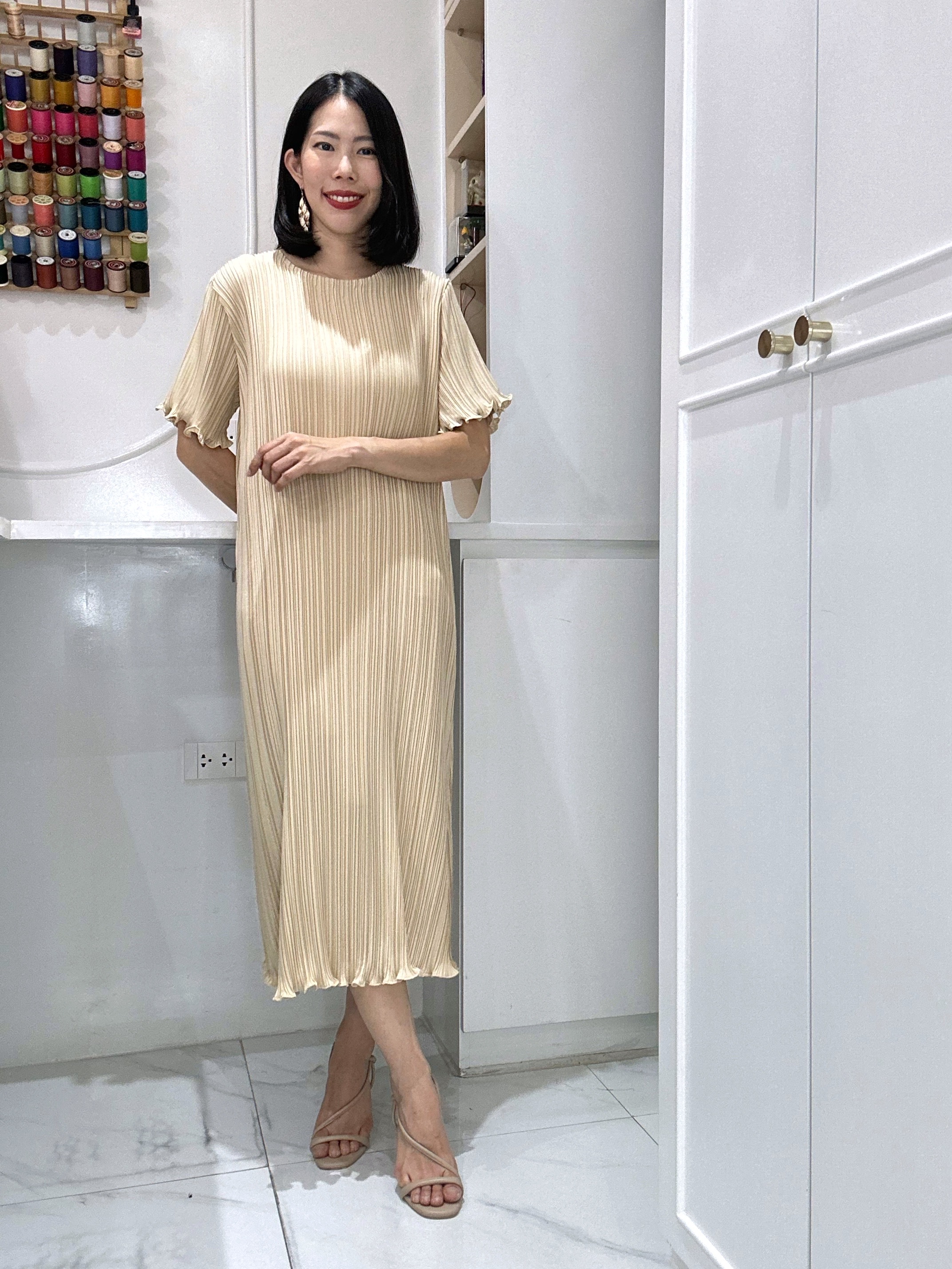 ปรับราคาลง20%!! 2MUAY รุ่น GJO5323 เดรสพลีทคุณภาพ GLAM SHORT SLEEVE PLEATED DRESS 7 สี FREE SIZE