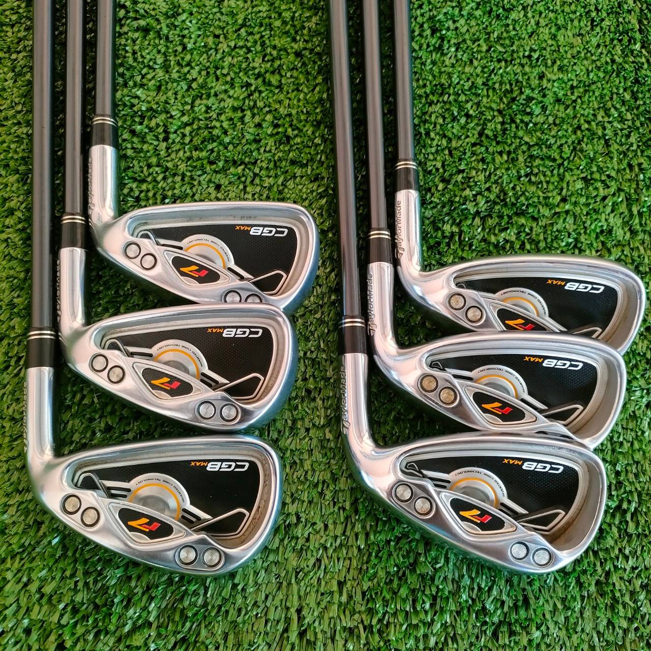 ชุดเหล็ก TAYLORMADE r7 CGB MAX หน้าเด้งมาก มีเหล็ก 5 - 9 เเละ PW ก้าน RE*AX SUPERFAST FLEX R เหล็กตีไกลมาก ตีง่ายมากๆ สุดยอดคุณถาพเต็ม MAX