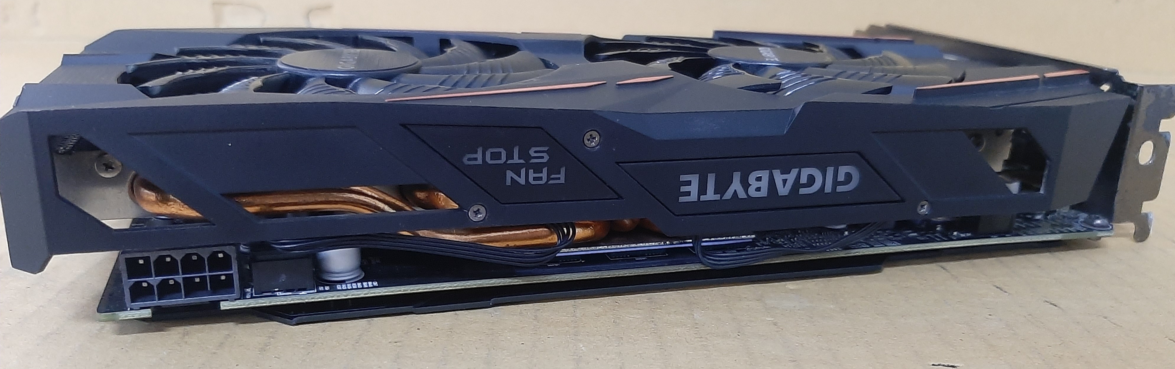 การ์ดจอมือสอง ประกันร้าน 1 เดือน สภาพดี ยี่ห้อ Gigabyte รุ่น RX560 4GB DDR5