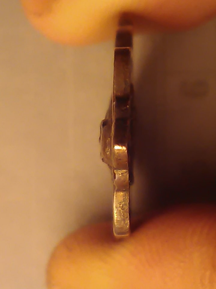 เหรียญ ยืน หลวงพ่อ ขอม วัด ไผ่โรงวัว อ.สองพี่น้อง สุพรรณบุรี 200/.