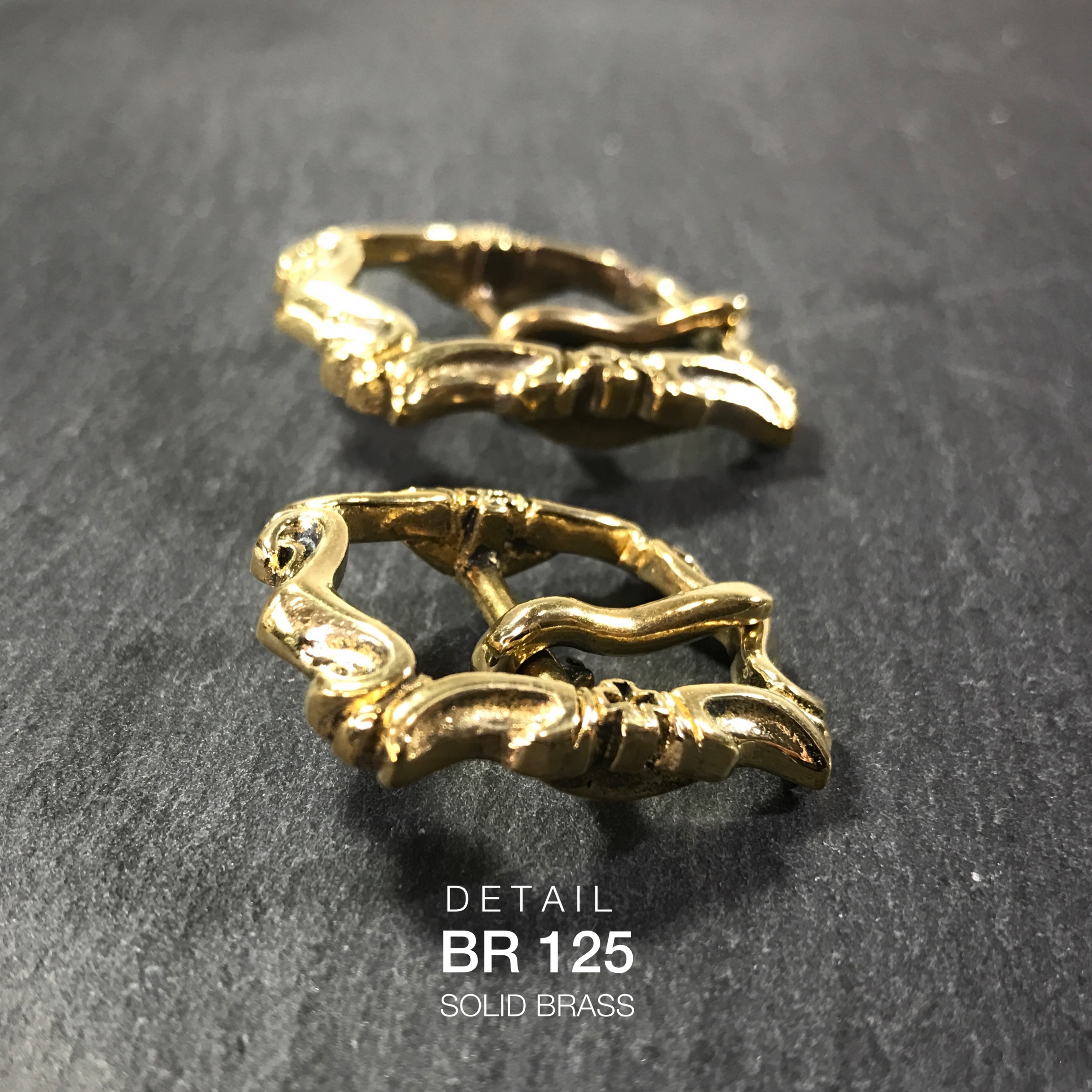 BR125 หัวเข็มขัดสายกระเป๋าลายโรมัน เนื้อทองเหลืองแท้ *ราคาต่อชิ้น* อะไหล่ทองเหลือง leatherbrass