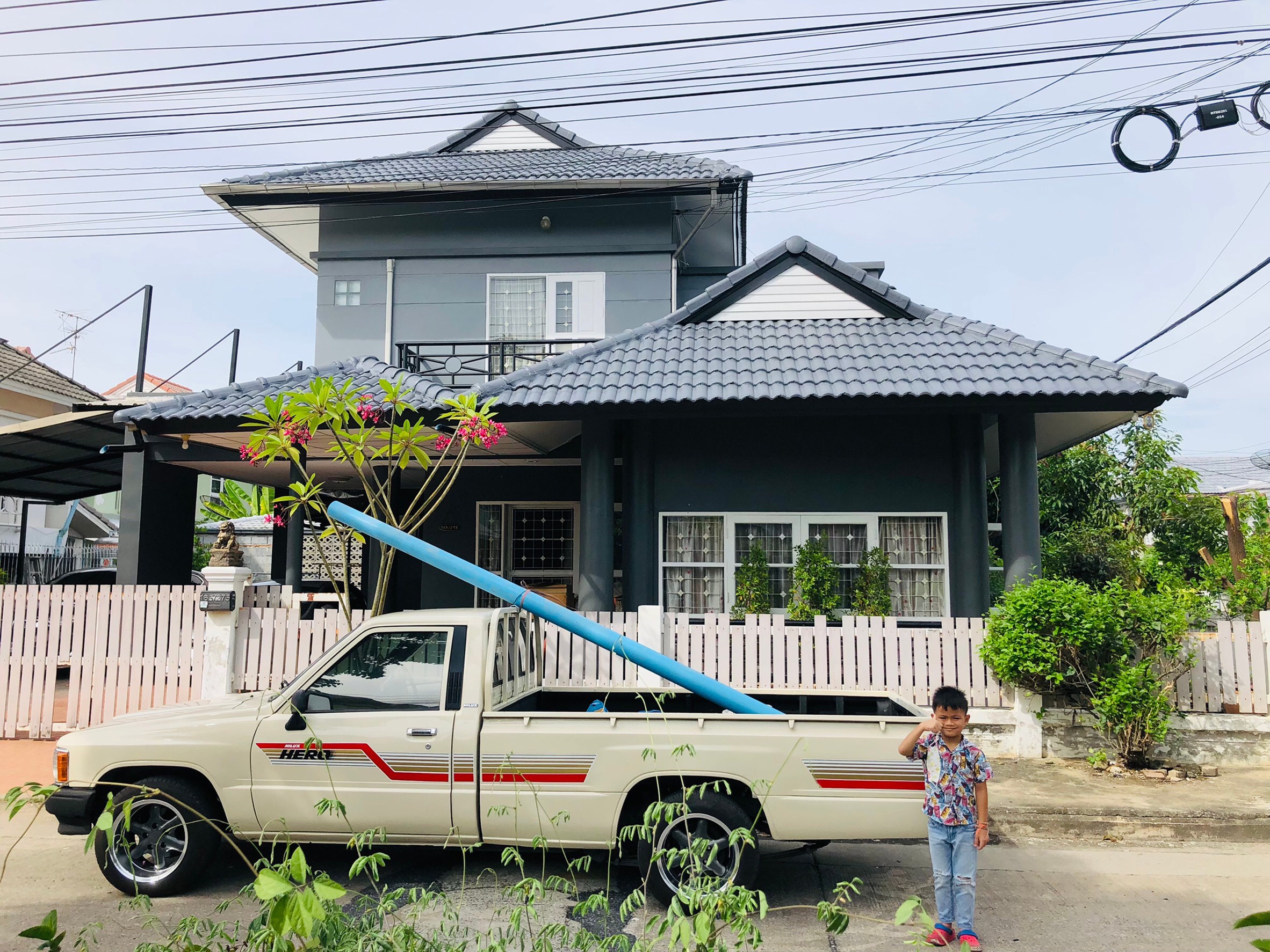 งานทาสีบ้าน และทาสีหลังคาพร้อมกันซึม ม.สินบดี