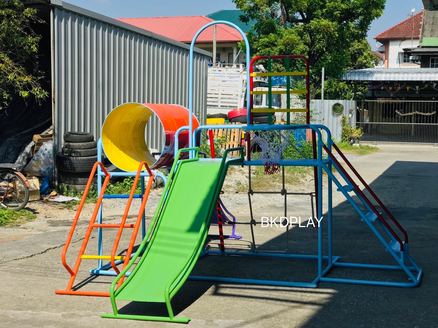 เครื่องเล่นสนามชุดรวมD ประกอบด้วยสไลเดอร์ปีนป่ายแป้นบาสและถังลอด, เครื่องเล่นสนามกลางแจ้ง , เครื่องเล่นสนามเหล็ก, ของเล่น, OutdoorPlayground,สนามเด็กเล่น,เครื่องเล่นงบสพฐ.ประชารัฐ ราคาโรงงาน
