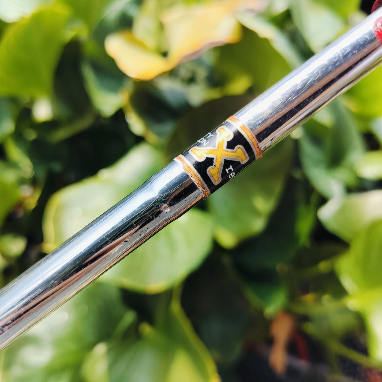PUTTER TITLEIST SCOTTY CAMERON RED X2 ความยาว 34 นิ้ว กริพ เดิม สวยจัด มี COVER RED X2 ก้านเสียบแบบ CENTER SHAFT ไม้กอล์ฟพรีเมี่ยมมือสอง ของแท้ By NakaraLuxurious