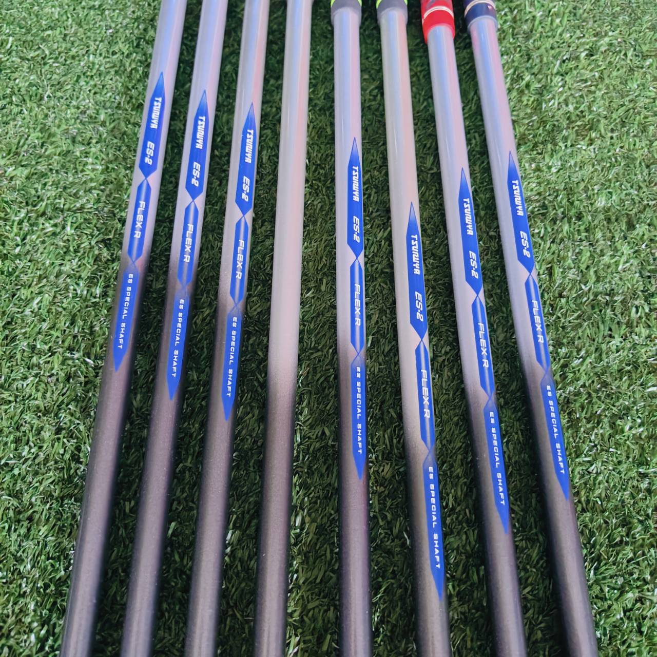 Tsuruya ES-2 Flex R แม่นทุกช็อต นุ่มทุกสัมผัส! เหล็กญี่ปุ่นพรีเมียม สำหรับคนชอบเล่นแม่นและคุมลูกง่าย