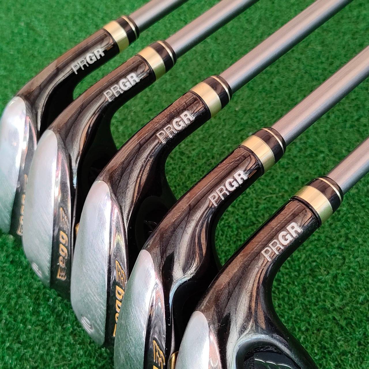 ชุดเหล็ก PRGR EGG FORCE OF EGG มีเหล็ก 7 8 9 เเละ AW PW เหล็ก SUPER พรีเมี่ยม