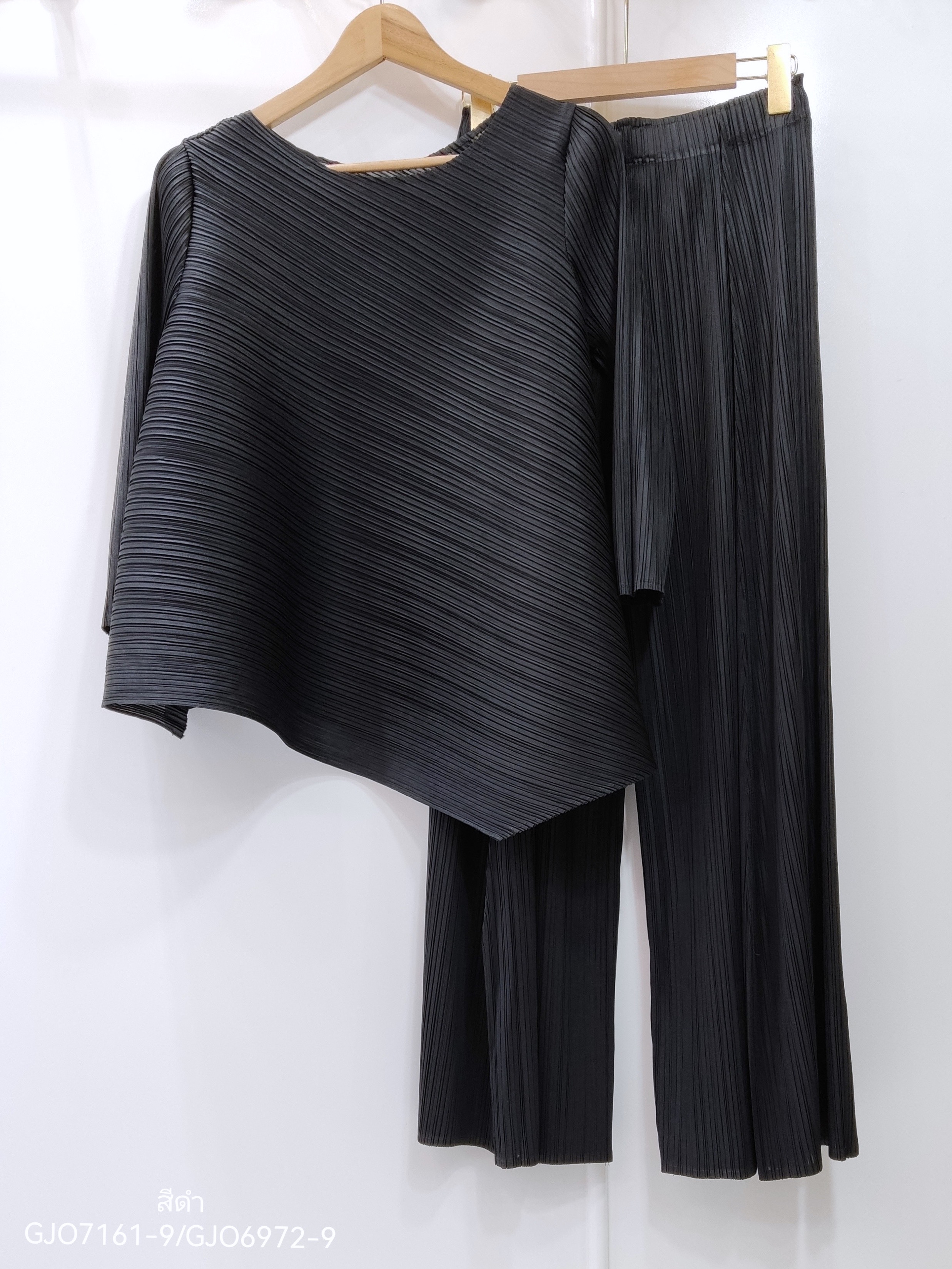 กก ยาว 37.5นิ้ว 2MUAY รุ่น GJO7161 / GJO6972 ASYMMETRIC PLEATED SET ชุดอัดพลีท เซ็ตพลีทคุณภาพ 5สี FREE SIZE