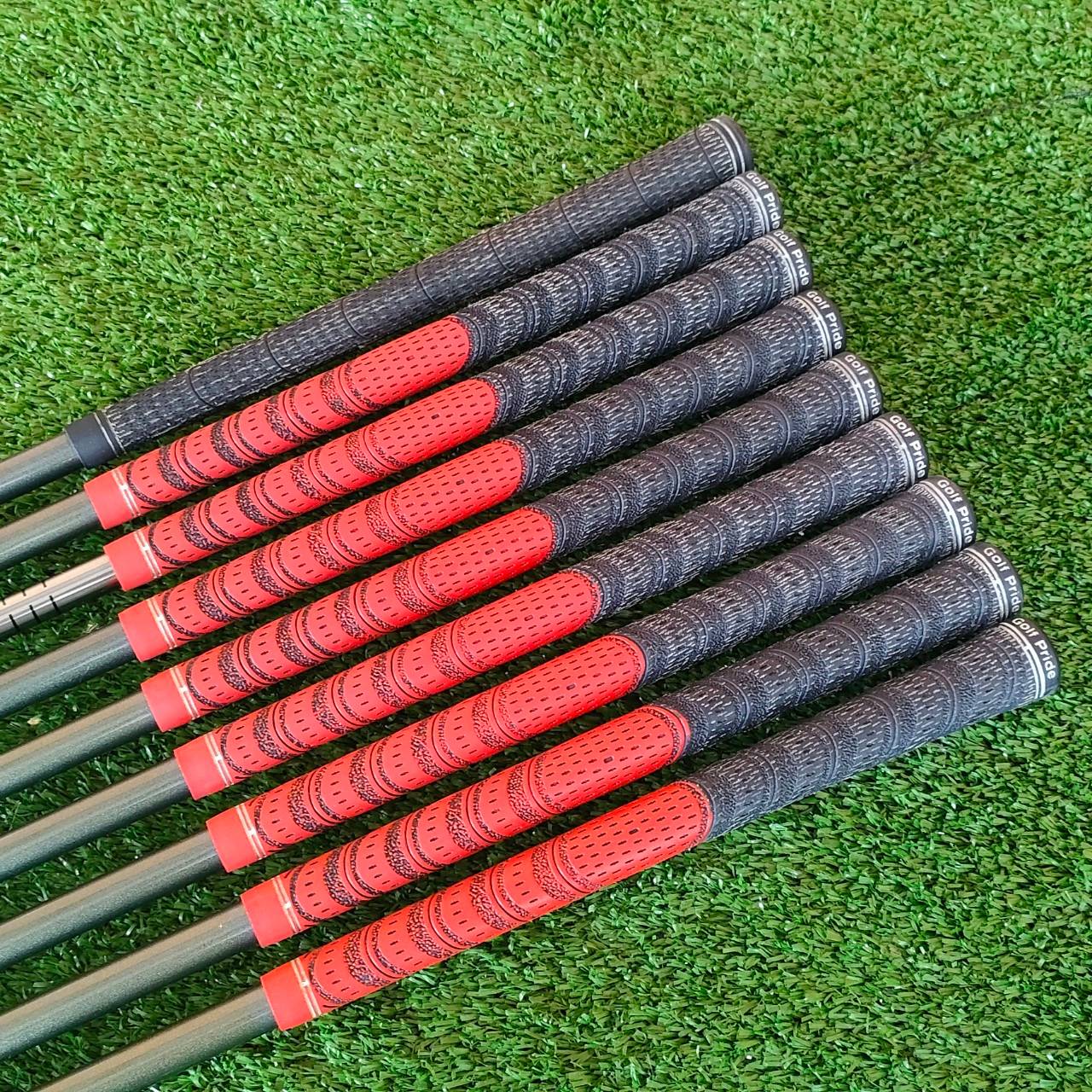 ชุดเหล็ก TAYLORMADE 360 มีเหล็ก 3-9 เเละ PW SW ก้าน TAYLORMADE FT6+ FLEX R R360 เป็นใบใหญ่สุดในซีรี่นี้ เน้นตีง่าย ตีสบายที่สุด CAVITY ลึก และวัสดุพรีเมี่ยม ไม้กอล์ฟมือสอง ของแท้ BY NakaraLuxurious