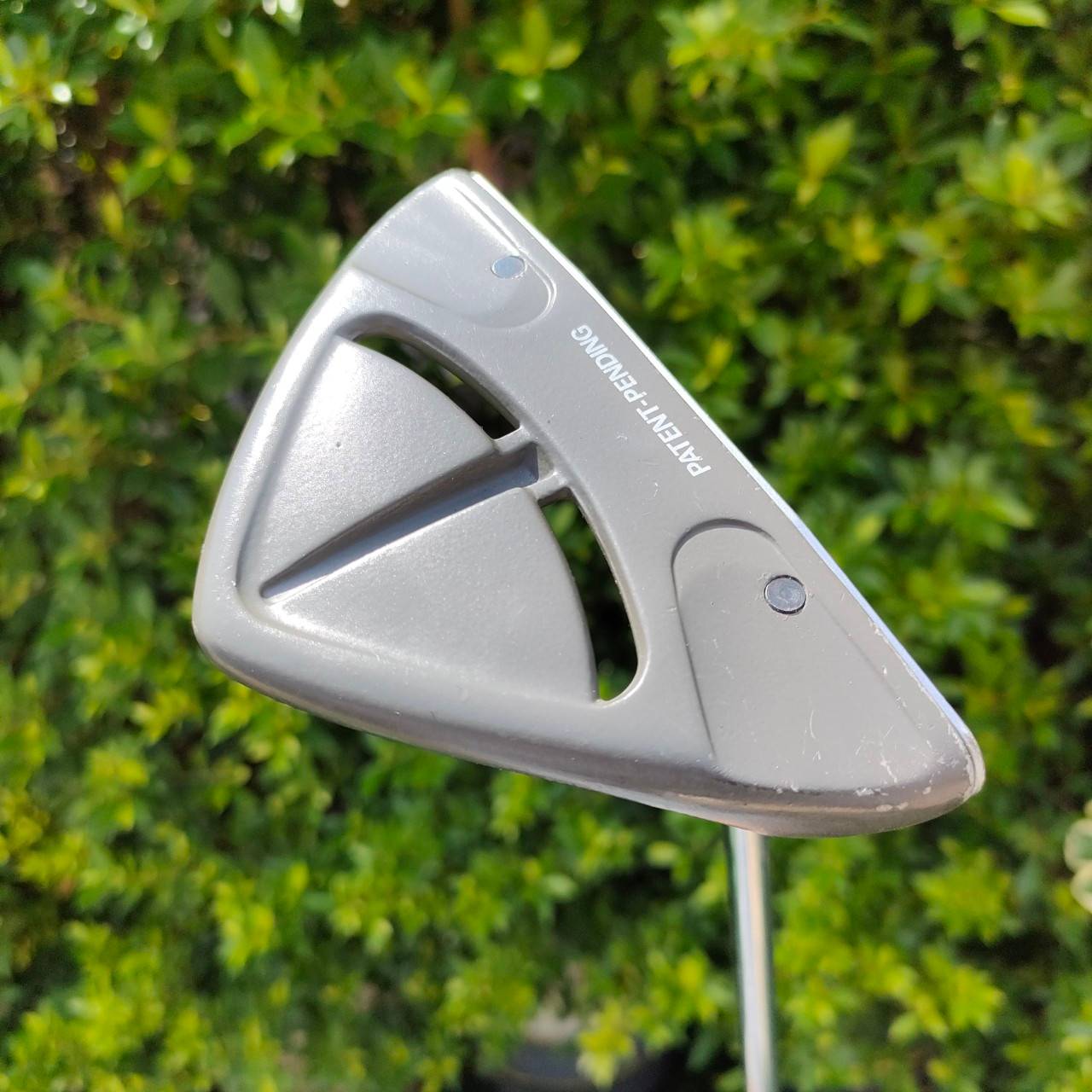 PUTTER TAYLORMADE PATENT-PENDING ความยาว 34 นิ้ว พัตต์แม่นมาก เป็นสามเหลี่ยมยื่นออกไปด้านหลัง ทำให้ HIGH M.O.I. มาก!! ไม้กอล์ฟมือสอง ของแท้ BY NakaraLuxurious