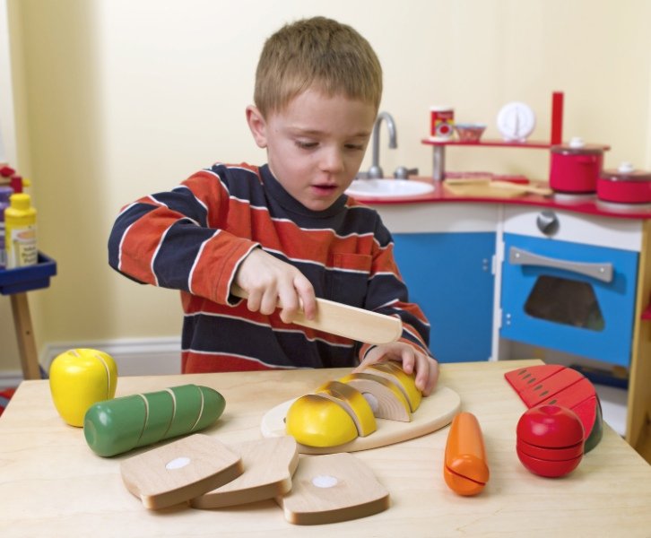 ชุดเล่นหั่นอาหาร มีเวลโคร่ตีนตุ๊กแกพร้อมมีด & ถาดไม้ Melissa & Doug Cutting Food รุ่น 0487 ของเล่นเสริมพัฒนาการเด็ก