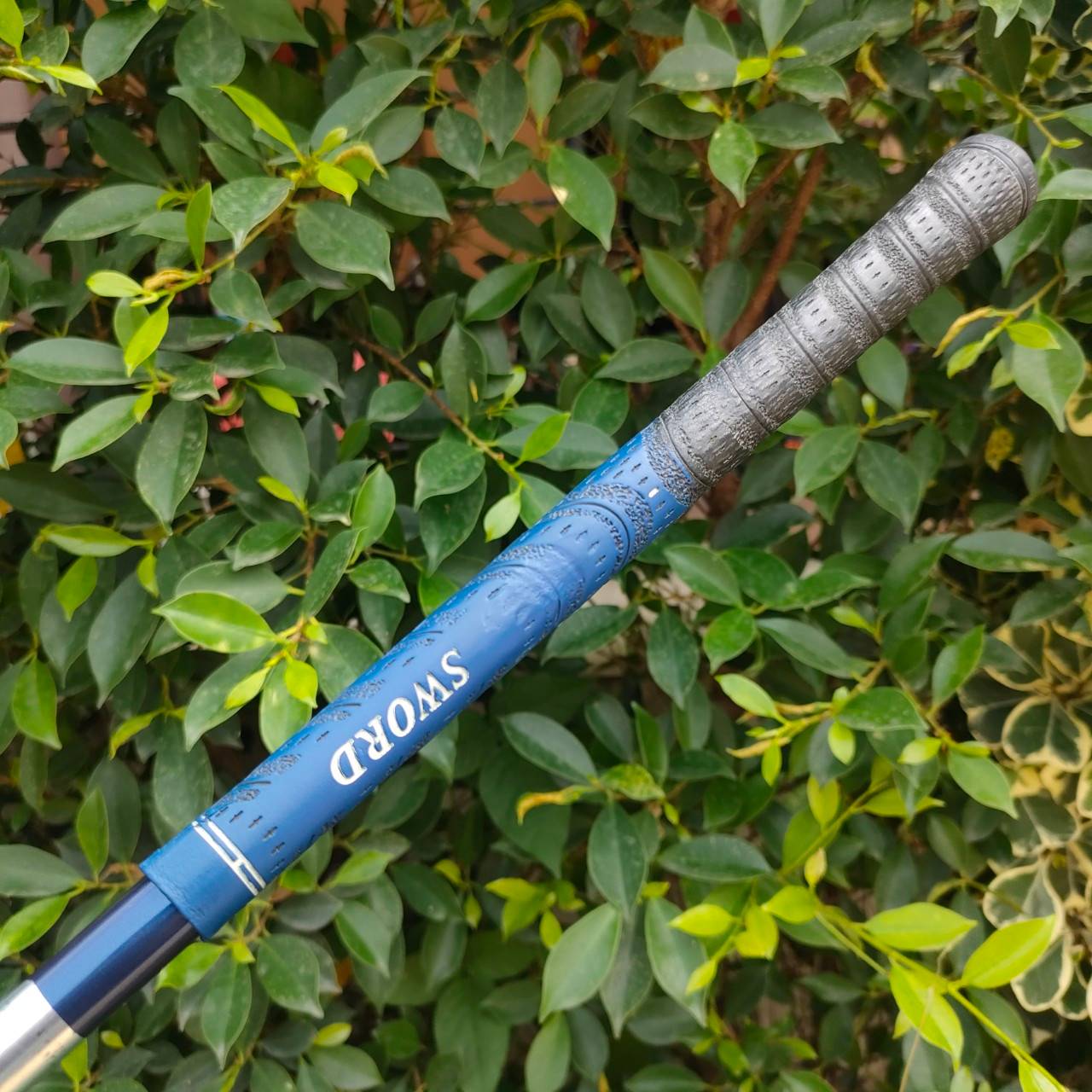 FW3 KATANA SWORD iZU 275 ก้าน SWORD iZ50 เป็น FW SWORD รุ่นดัง ที่ตีง่ายและได้ระยะมากๆครับ