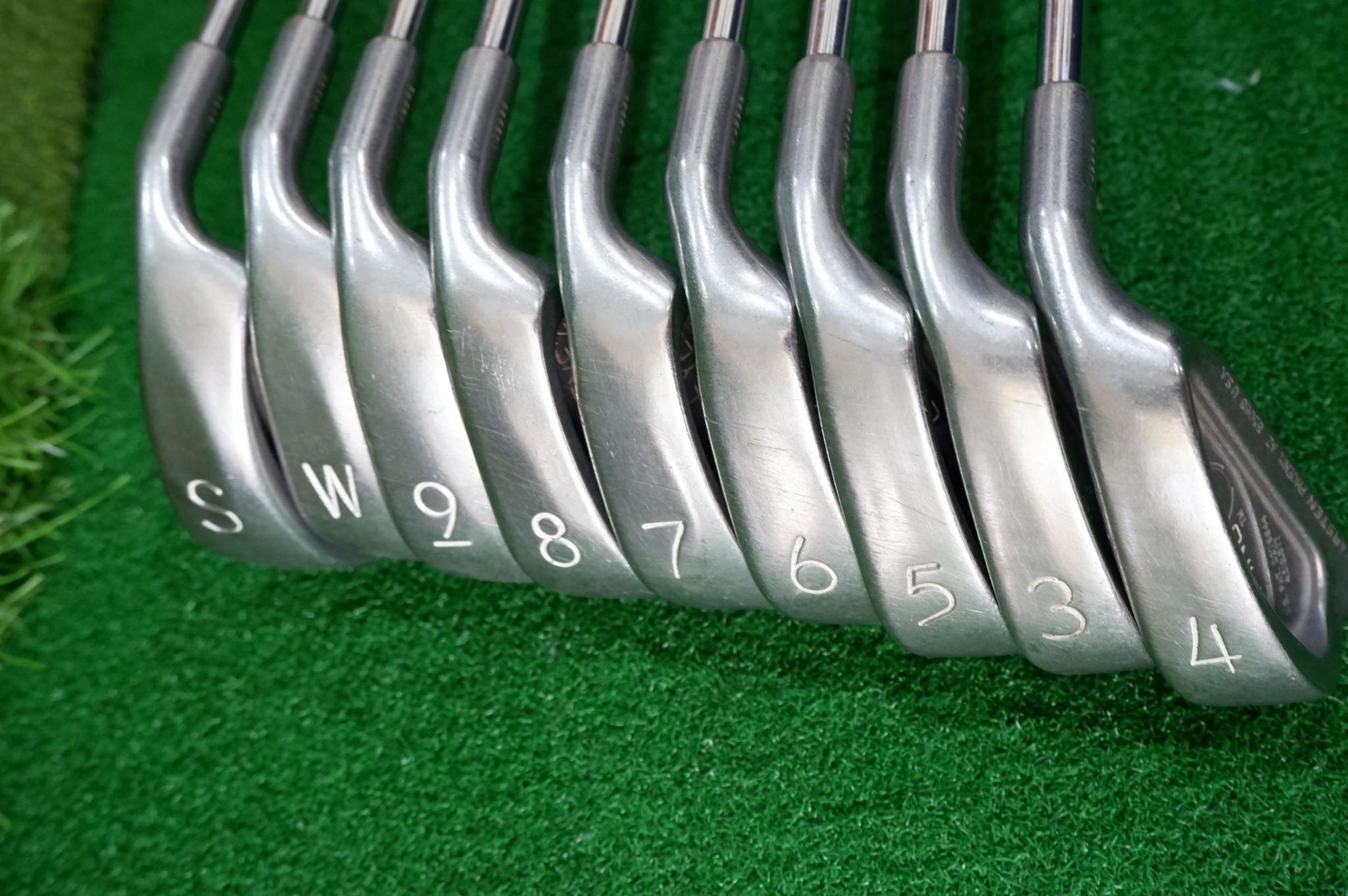 IRON SET PING EYE2 จุดดำ