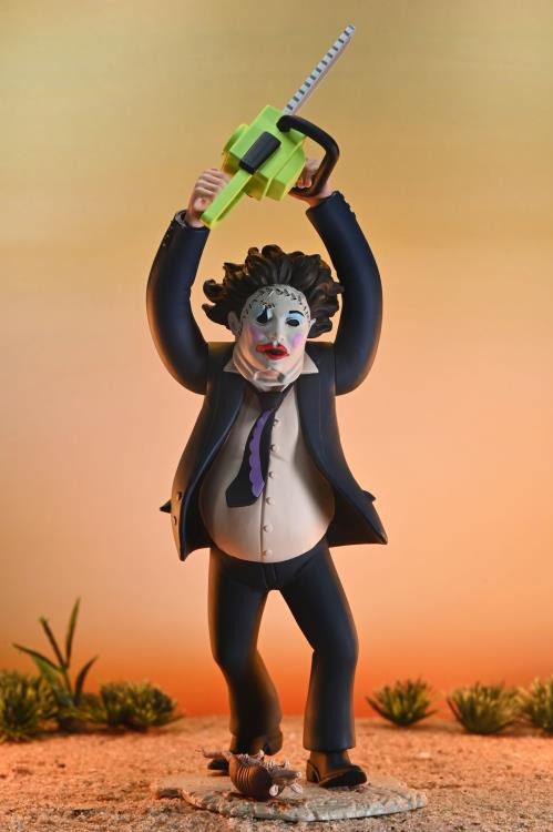 [พร้อมส่ง] "NECA 6"" : The Texas Chainsaw Massacre Toony Terrors 50th Anniversary - Leatherface Pretty Woman