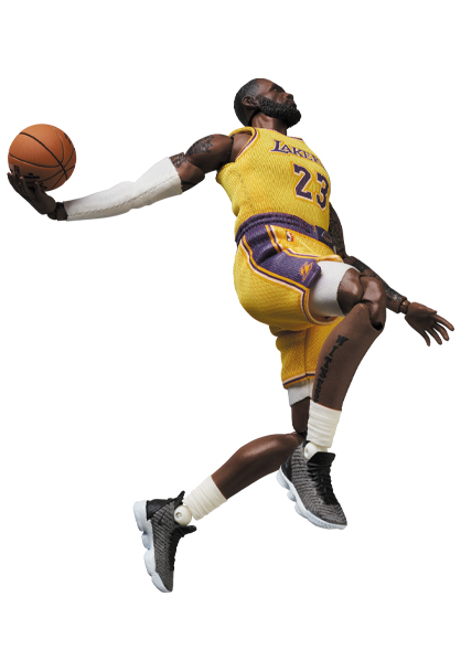 [สั่งจอง]Mafex No.127 LeBron James (Los Angeles Lakers)