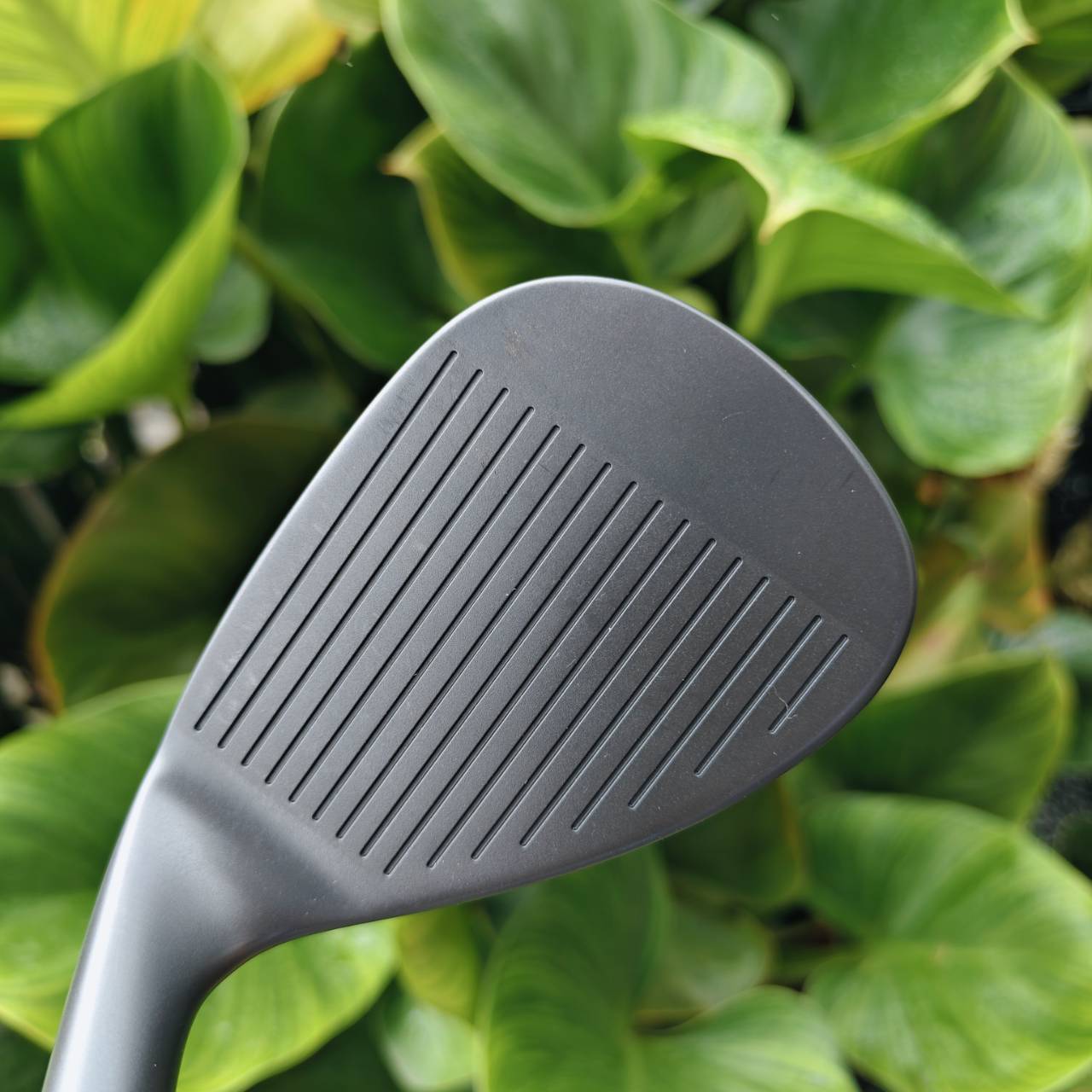 WEDGE NIKE SV T องศา 56 เบาท์ 14 Sand Wedge ที่ให้ Spin ควบคุมระยะ รอบกรีนได้แม่นยำ