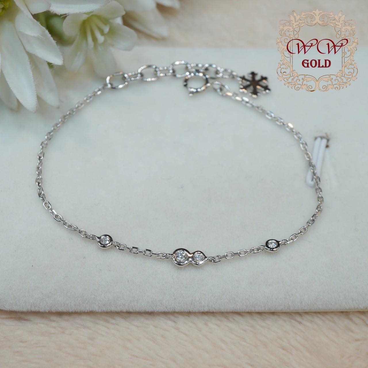 ้สร้อยข้อมือ^^