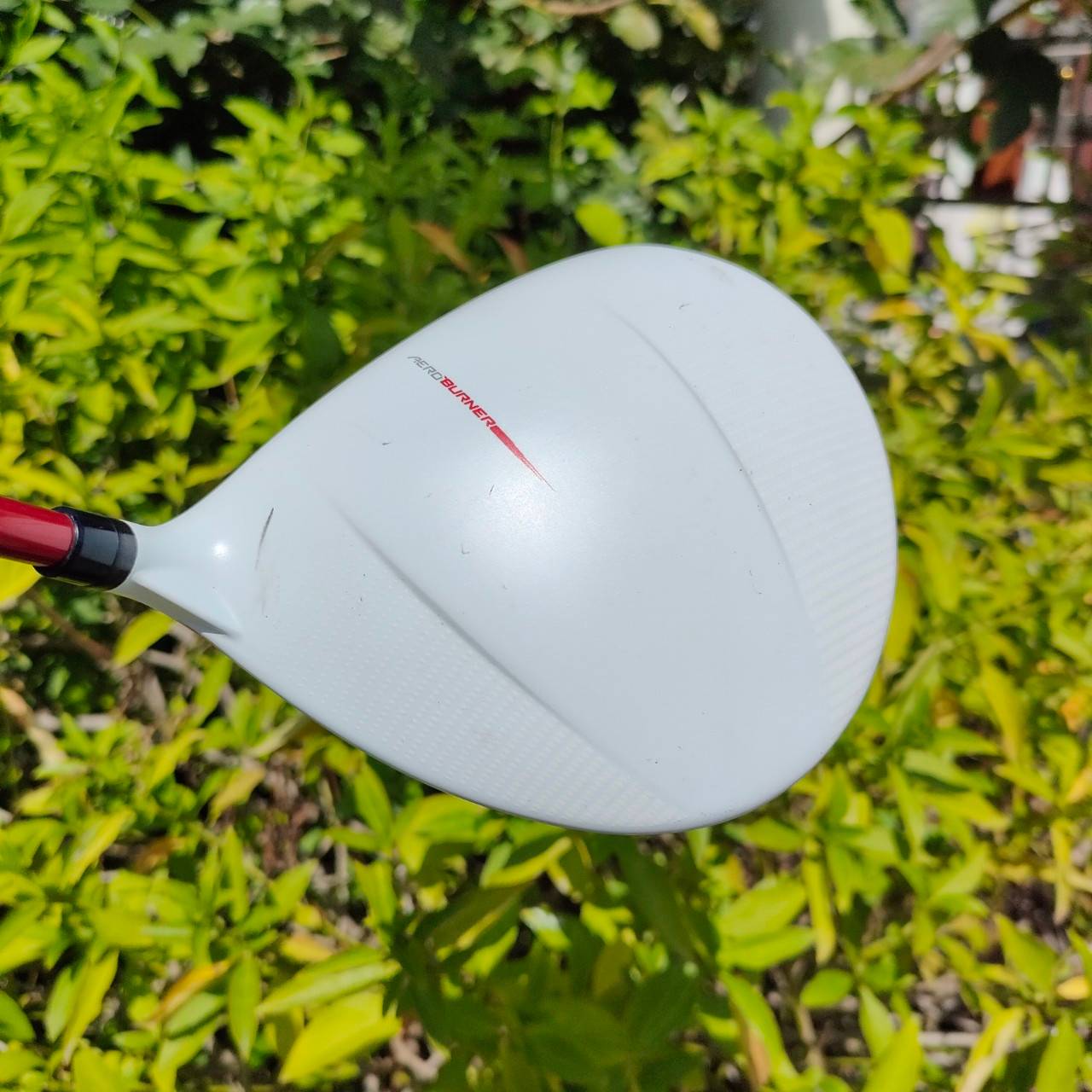 DRIVER TAYLORMADE AERO BURNER องศา 9.5 ก้าน AEROBURNER TM1-215 FLEX S รุ่นนี้ตีไกลจัด แอโรไดนามิคได้สุดยอด ช่วงหน้าไม้ มีร่องที่เด้งสุดสปริง