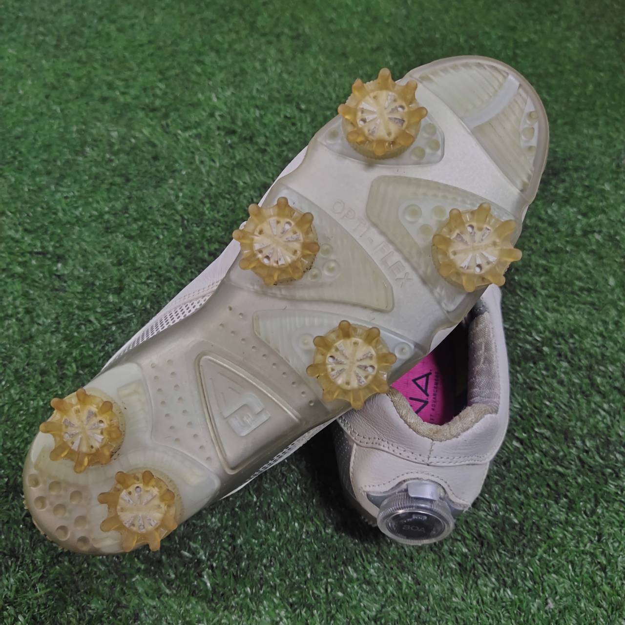 รองเท้ากอล์ฟผู้หญิง FOOTJOY DNA มือสอง สภาพดี พร้อมกล่องเดิมค่ะ