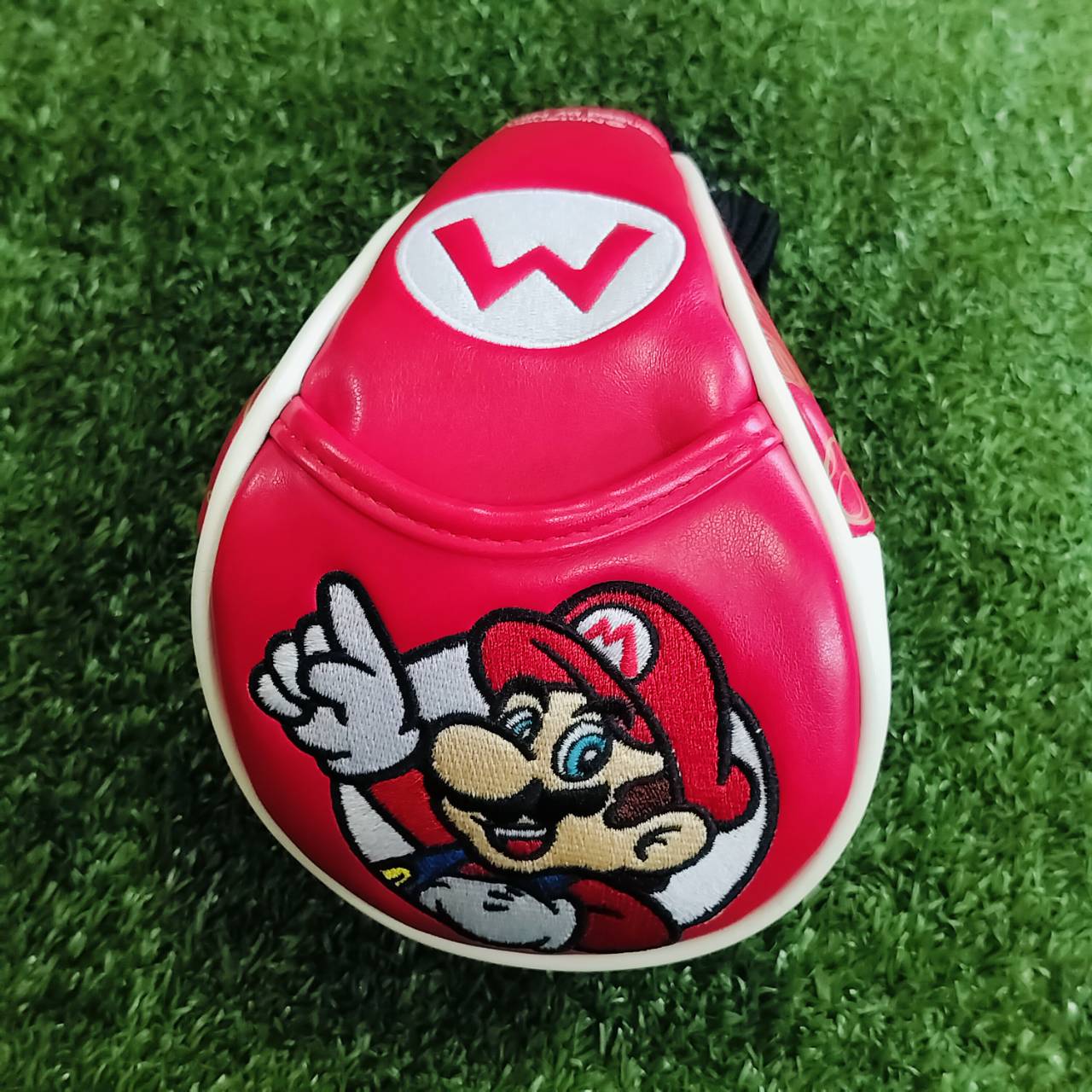 COVER SUPER MARIO ลาย MARIO เป็น COVER ใส่ FW มือสอง ของแท้ หายาก ราคาปกติแพงสุดๆ สภาพสวยมากค่ะ