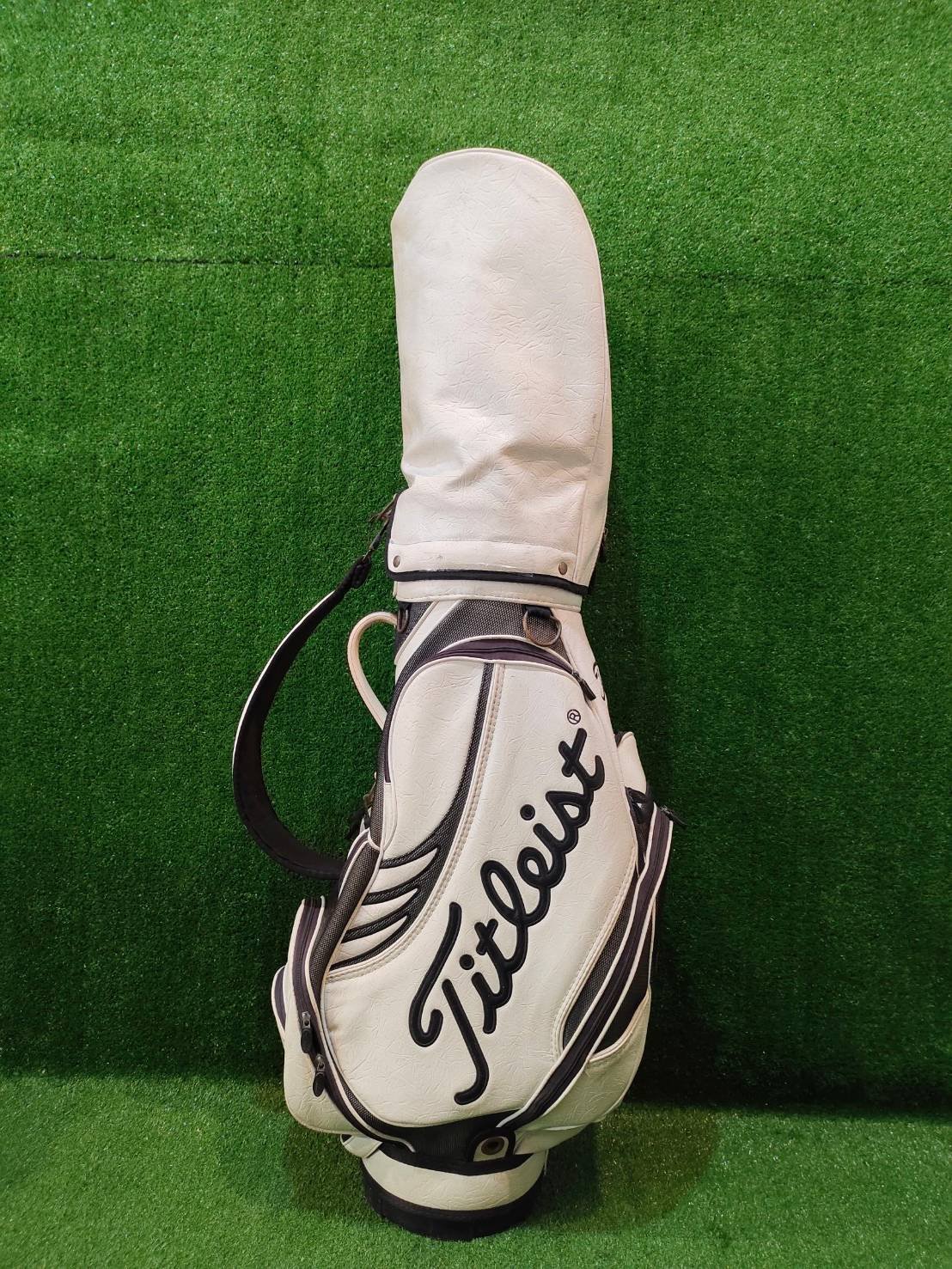 ถุงกอล์ฟ Titleist ถุง TOUR ใบใหญ่ มือสอง
