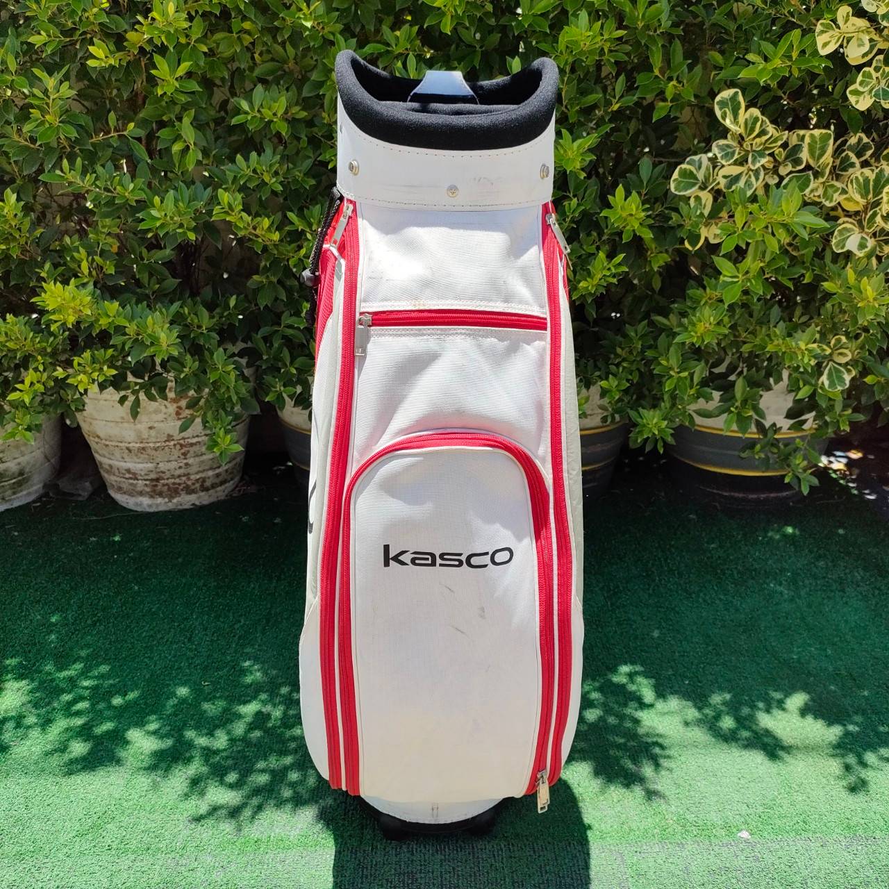 ถุงกอล์ฟ KASCO มือสอง สวยมาก ถุงเบากันน้ำ แข็งแรง ช่องใส่ของเยอะ เป็นหนังแก้ว KASCO JAPAN แท้ ไม้กอล์ฟมือสอง ของแท้ BY NakaraLuxurious