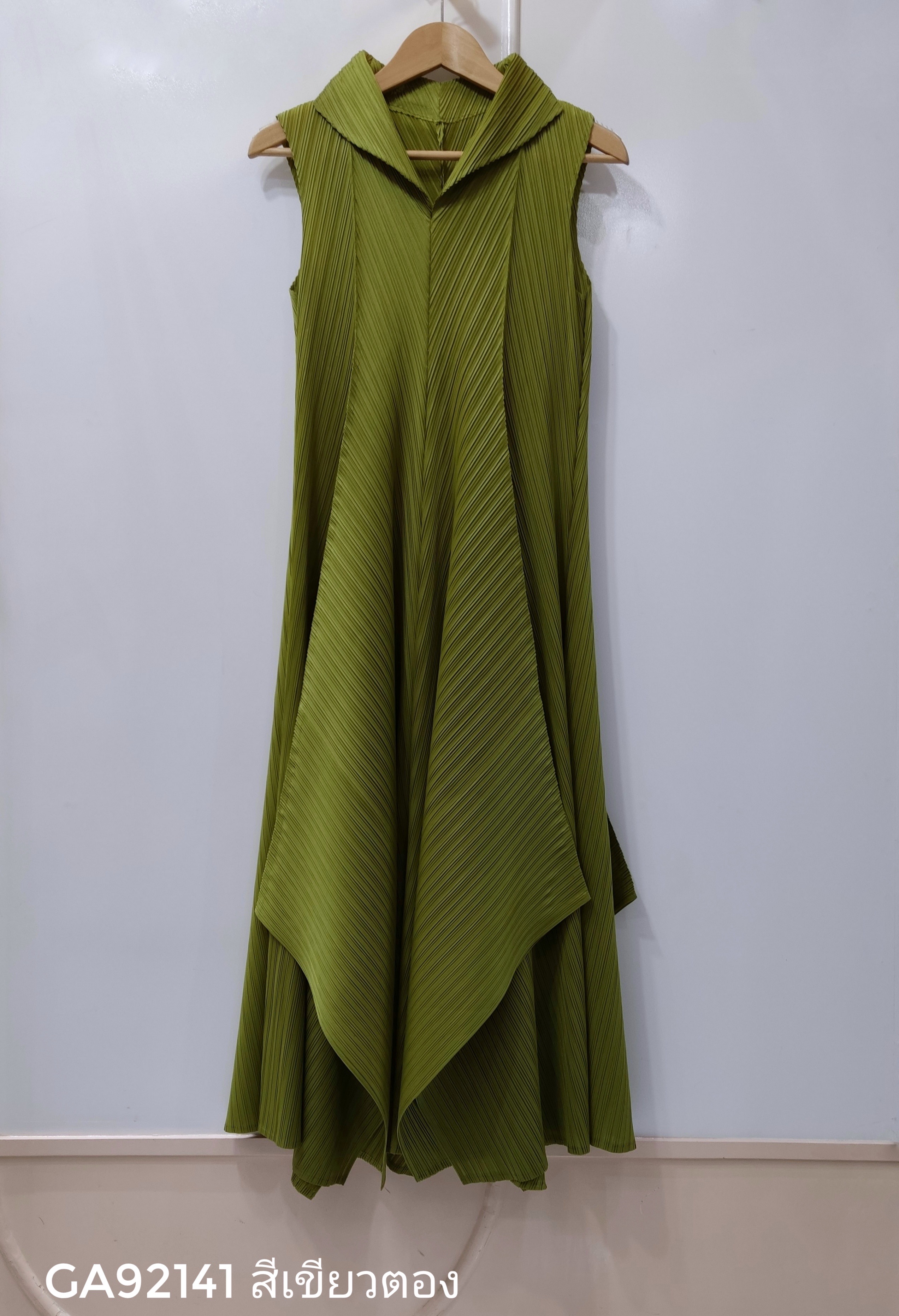 2MUAY รุ่น GA92141เดรสอัดพลีท SLEEVELESS ASYMMETRIC PLEATED DRESS 5 สี FREE SIZE