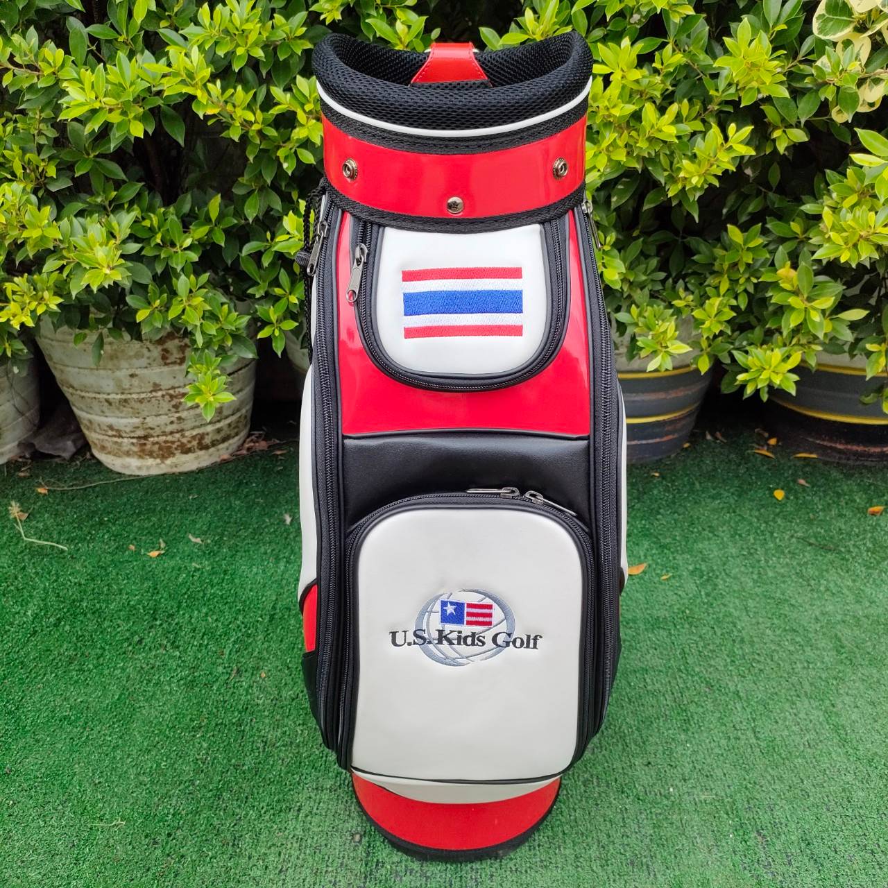ถุงกอล์ฟเด็ก U.S.KIDS GOLF TOUR SERIES - สีแดง02 ขนาดไชส์ของถุง ปากถุง 7.5 นิ้ว ความสูงของถุงกอล์ฟ 28 นิ้ว มือหนึ่ง ของแท้ BY NakaraLuxurious