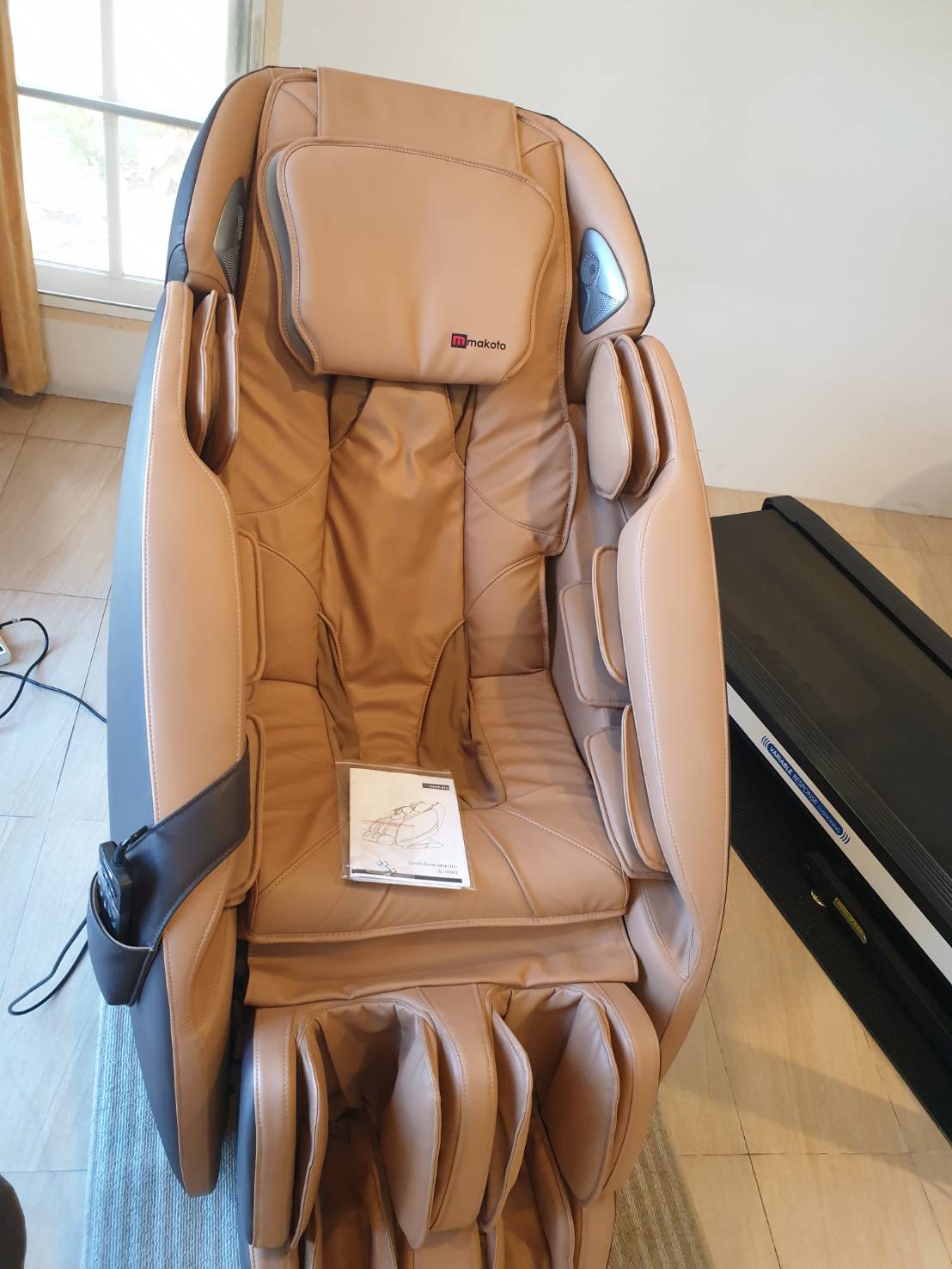 เก้าอี้นวด makoto sl-a383