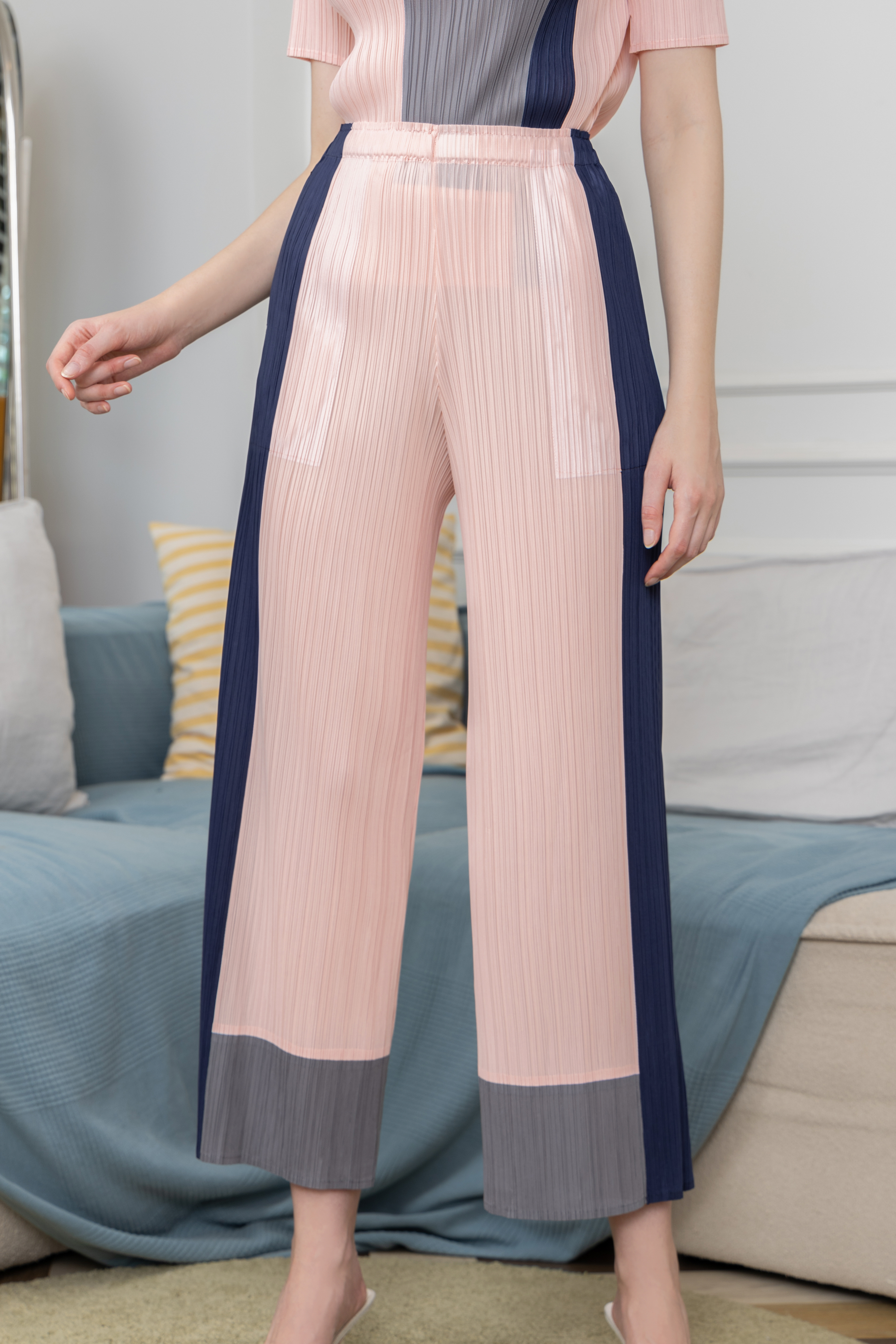 ปรับราคาลง20%!! ยาว38นิ้ว! 2MUAY รุ่น GJO3679-9 กางเกงพลีทคุณภาพ COLOR BLOCK PLEATED PANTS 4สี FREE SIZE