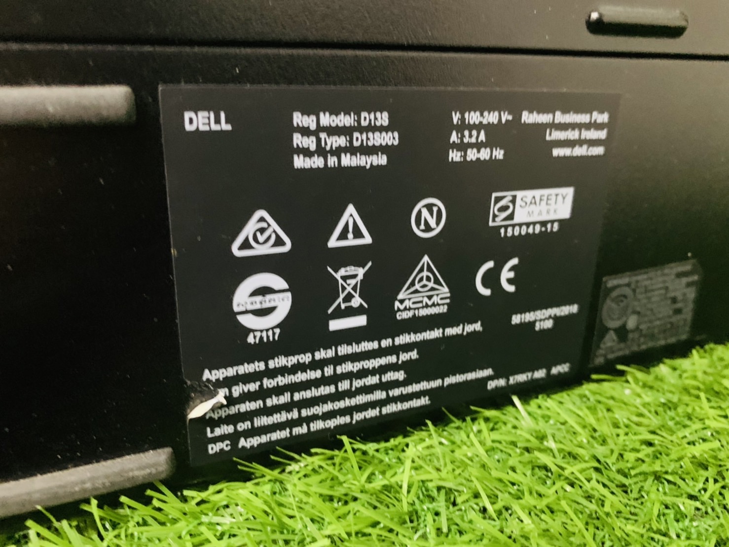 Dell Vostro 3470 SFF คอมพิวเตอร์ตั้งโต๊ะ i5-8500 Ram 4 GB HDD 1 TB