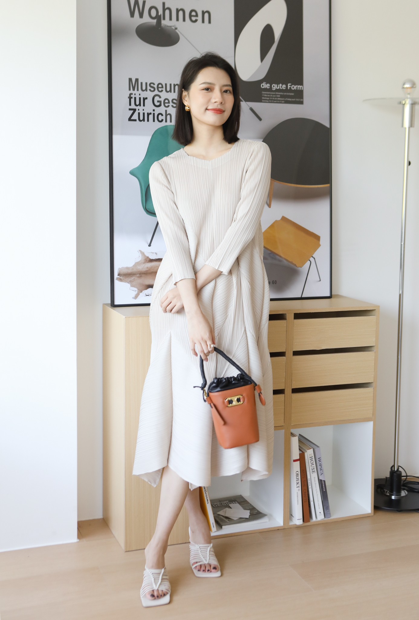 2MUAY รุ่น GJO7157 HALF SLEEVE VOLUME PLEATED DRESS เดรสผู้หญิง เดรสพลีทคุณภาพ 12สี FREE SIZE